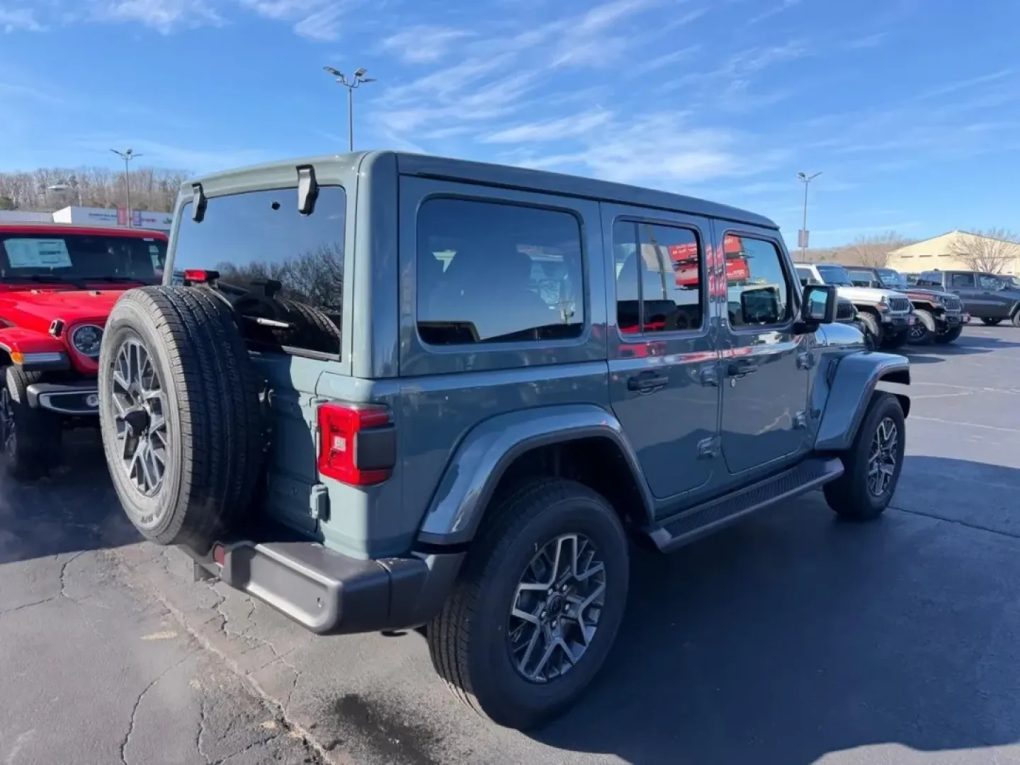 2026 /Black Leather Jeep Wrangler Sahara (1C4PJXEG1TW) with an 3.6L V6 engine, 6M transmission, located at 970 Woodlawn Dr., Farmington, MO, 63640, (573) 431-7800, 37.825642, -90.468674 - **Unleash Adventure with This 2026 Jeep Wrangler Sahara at Pettus CDJR Farmington!**<br /> <br /> If you're on the lookout for a versatile vehicle that can handle both your daily commute and weekend getaways, look no further! The 2026 Jeep Wrangler Sahara is the epitome of rugged sophistication, des - Photo#2