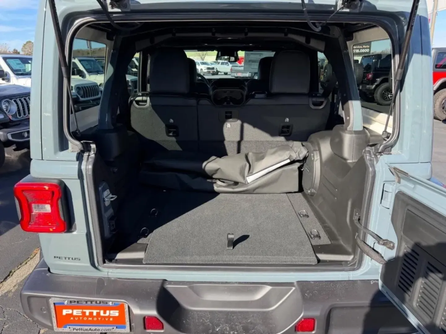 2026 /Black Leather Jeep Wrangler Sahara (1C4PJXEG1TW) with an 3.6L V6 engine, 6M transmission, located at 970 Woodlawn Dr., Farmington, MO, 63640, (573) 431-7800, 37.825642, -90.468674 - **Unleash Adventure with This 2026 Jeep Wrangler Sahara at Pettus CDJR Farmington!**<br /> <br /> If you're on the lookout for a versatile vehicle that can handle both your daily commute and weekend getaways, look no further! The 2026 Jeep Wrangler Sahara is the epitome of rugged sophistication, des - Photo#4