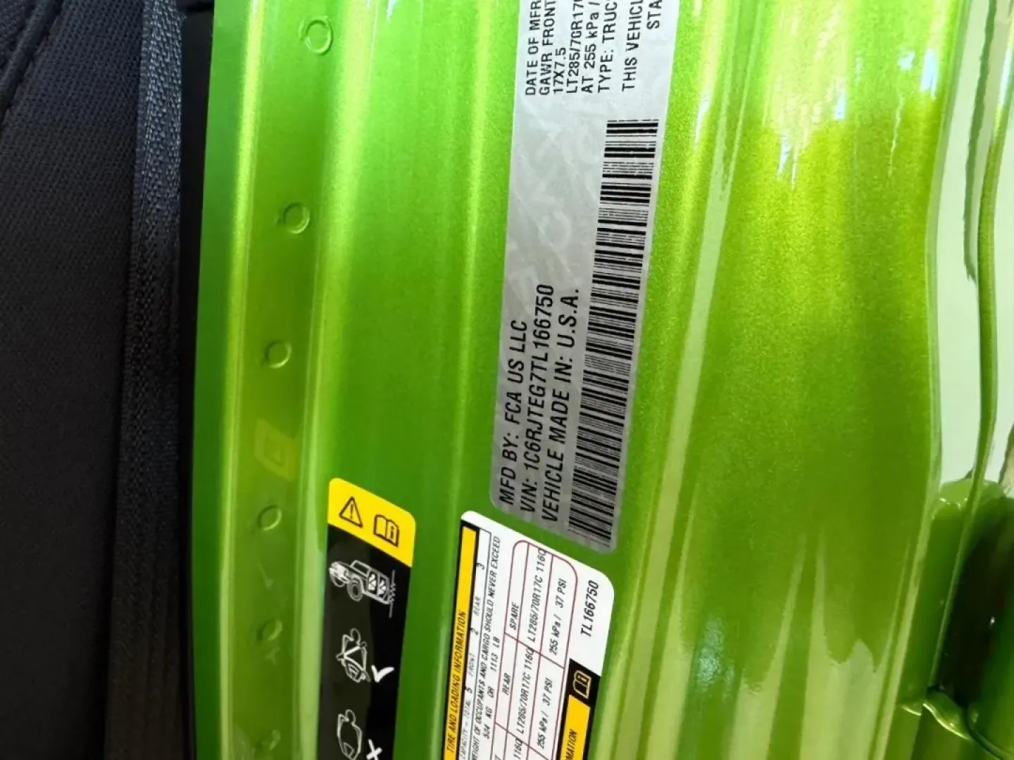 2026 /Black Cloth Jeep Gladiator Mojave (1C6RJTEG7TL) with an 3.6L V6 engine, 6M transmission, located at 970 Woodlawn Dr., Farmington, MO, 63640, (573) 431-7800, 37.825642, -90.468674 - **Discover Adventure with the 2026 Jeep Gladiator at Pettus CDJR Farmington**<br /> <br /> Are you ready to elevate your outdoor adventures or tackle your daily commute with style? The 2026 Jeep Gladiator, now available at Pettus CDJR Farmington, is the truck that can do it all! With its rugged capa - Photo#19