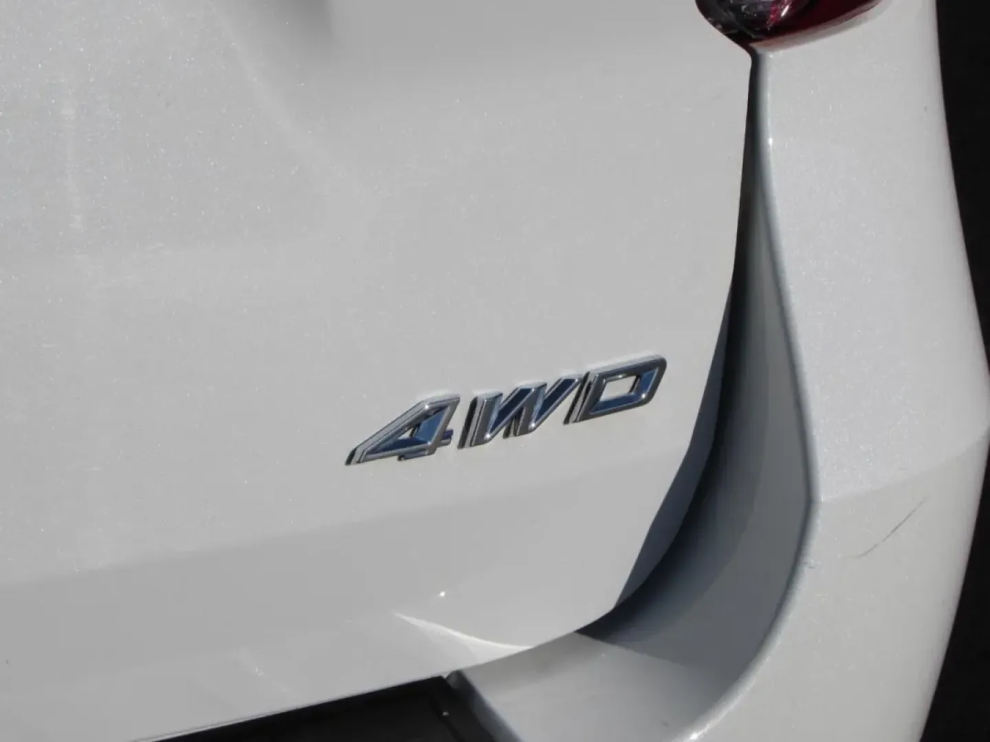 2022 /Ebony Ford Explorer XLT (1FMSK8DH3NG) with an Other engine, Automatic transmission, located at 12836 Highway 21, De Soto, MO, 63020, (636) 337-7777, 38.151867, -90.575615 - Are you ready to elevate your family's adventures or enhance your daily commutes? Look no further than this stunning 2022 Ford Explorer XLT, perfect for those seeking a blend of comfort, style, and versatility. Available now at Pettus Ford De Soto, your trusted OEM dealership located at 12836 Missou - Photo#11