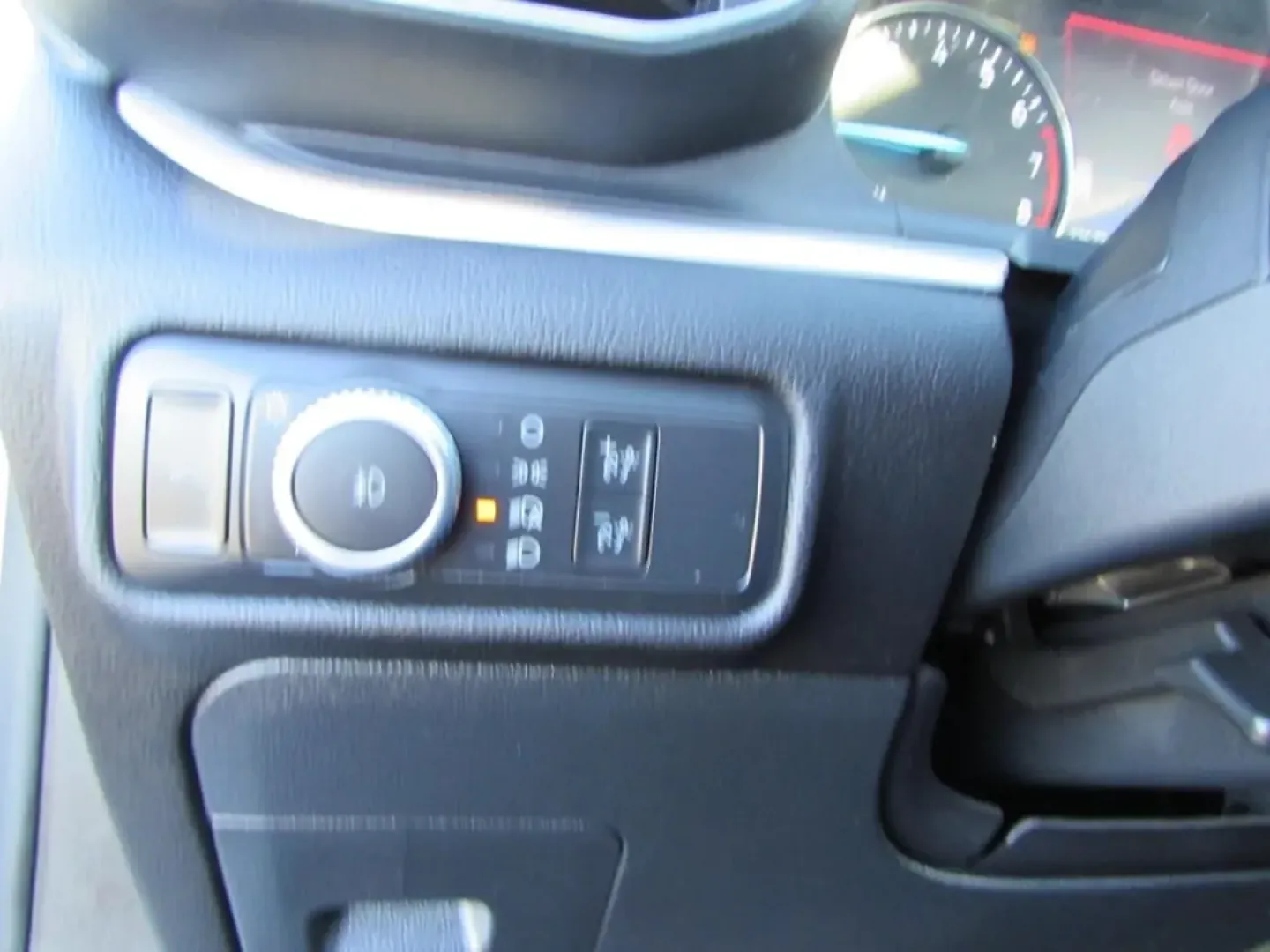 2022 /Ebony Ford Explorer XLT (1FMSK8DH3NG) with an Other engine, Automatic transmission, located at 12836 Highway 21, De Soto, MO, 63020, (636) 337-7777, 38.151867, -90.575615 - Are you ready to elevate your family's adventures or enhance your daily commutes? Look no further than this stunning 2022 Ford Explorer XLT, perfect for those seeking a blend of comfort, style, and versatility. Available now at Pettus Ford De Soto, your trusted OEM dealership located at 12836 Missou - Photo#14