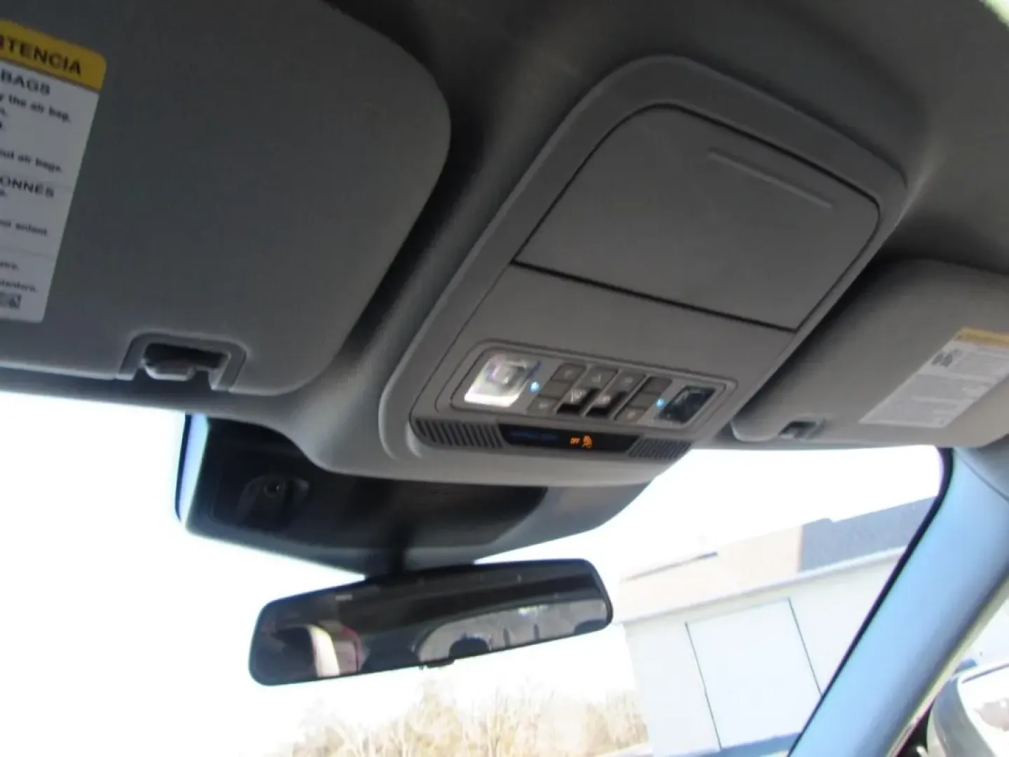 2022 /Ebony Ford Explorer XLT (1FMSK8DH3NG) with an Other engine, Automatic transmission, located at 12836 Highway 21, De Soto, MO, 63020, (636) 337-7777, 38.151867, -90.575615 - Are you ready to elevate your family's adventures or enhance your daily commutes? Look no further than this stunning 2022 Ford Explorer XLT, perfect for those seeking a blend of comfort, style, and versatility. Available now at Pettus Ford De Soto, your trusted OEM dealership located at 12836 Missou - Photo#19