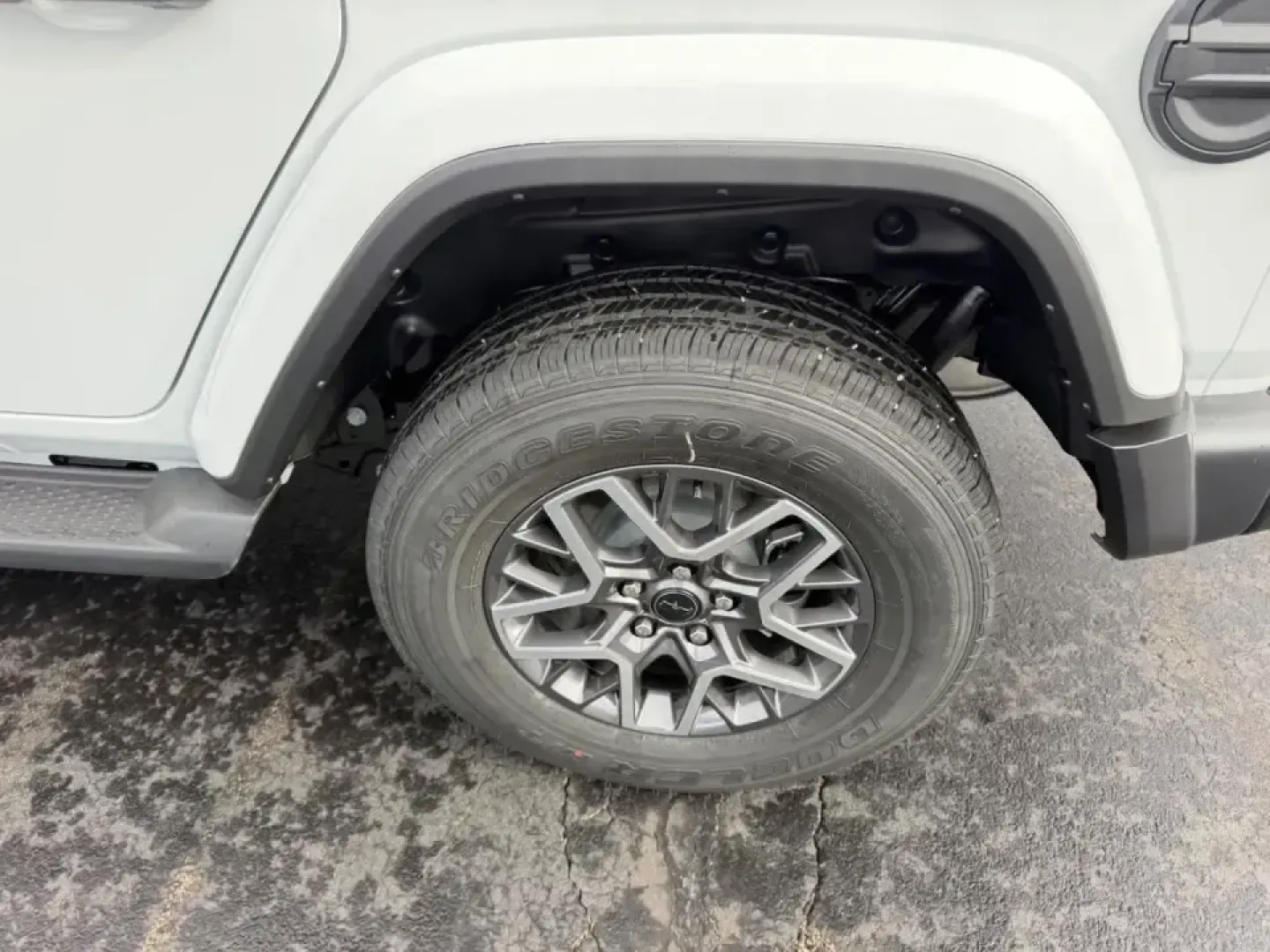 2026 /Black Leather Jeep Wrangler Sahara (1C4PJXEG9TW) with an 3.6L V6 engine, 6M transmission, located at 970 Woodlawn Dr., Farmington, MO, 63640, (573) 431-7800, 37.825642, -90.468674 - **Explore the Great Outdoors with the 2026 Jeep Wrangler Sahara at Pettus CDJR Farmington!**<br /> <br /> Adventure awaits! If you're seeking a vehicle that combines rugged capability with everyday comfort, look no further than this impressive 2026 Jeep Wrangler Sahara. Perfect for weekend getaways - Photo#5