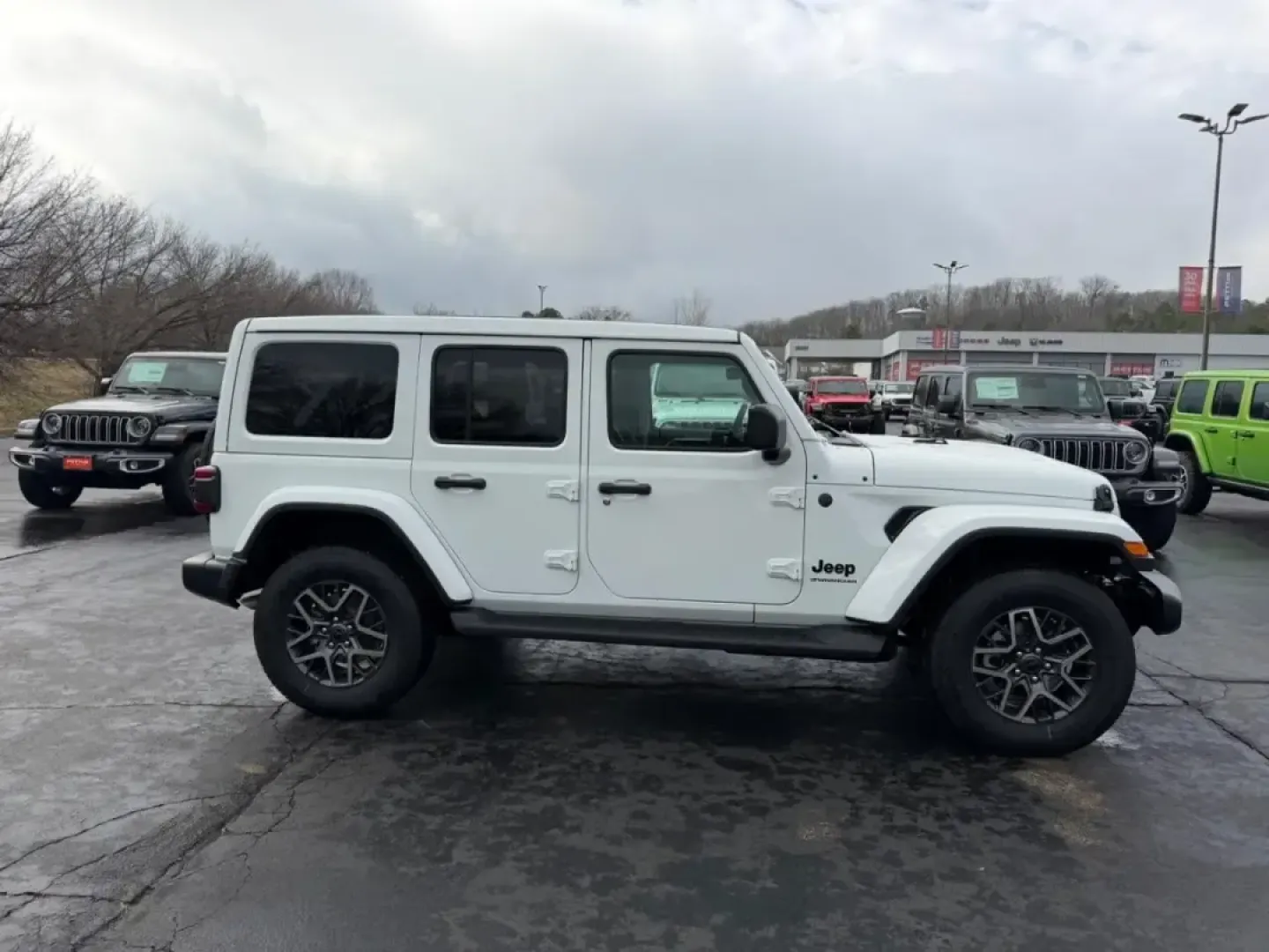 2026 /Black Leather Jeep Wrangler Sahara (1C4PJXEG9TW) with an 3.6L V6 engine, 6M transmission, located at 970 Woodlawn Dr., Farmington, MO, 63640, (573) 431-7800, 37.825642, -90.468674 - **Explore the Great Outdoors with the 2026 Jeep Wrangler Sahara at Pettus CDJR Farmington!**<br /> <br /> Adventure awaits! If you're seeking a vehicle that combines rugged capability with everyday comfort, look no further than this impressive 2026 Jeep Wrangler Sahara. Perfect for weekend getaways - Photo#1