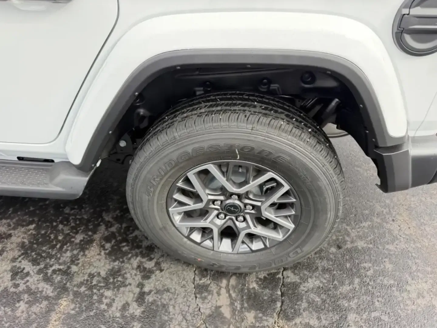 2026 /Black Leather Jeep Wrangler Sahara (1C4PJXEG9TW) with an 3.6L V6 engine, 6M transmission, located at 970 Woodlawn Dr., Farmington, MO, 63640, (573) 431-7800, 37.825642, -90.468674 - **Explore the Great Outdoors with the 2026 Jeep Wrangler Sahara at Pettus CDJR Farmington!**<br /> <br /> Adventure awaits! If you're seeking a vehicle that combines rugged capability with everyday comfort, look no further than this impressive 2026 Jeep Wrangler Sahara. Perfect for weekend getaways - Photo#5