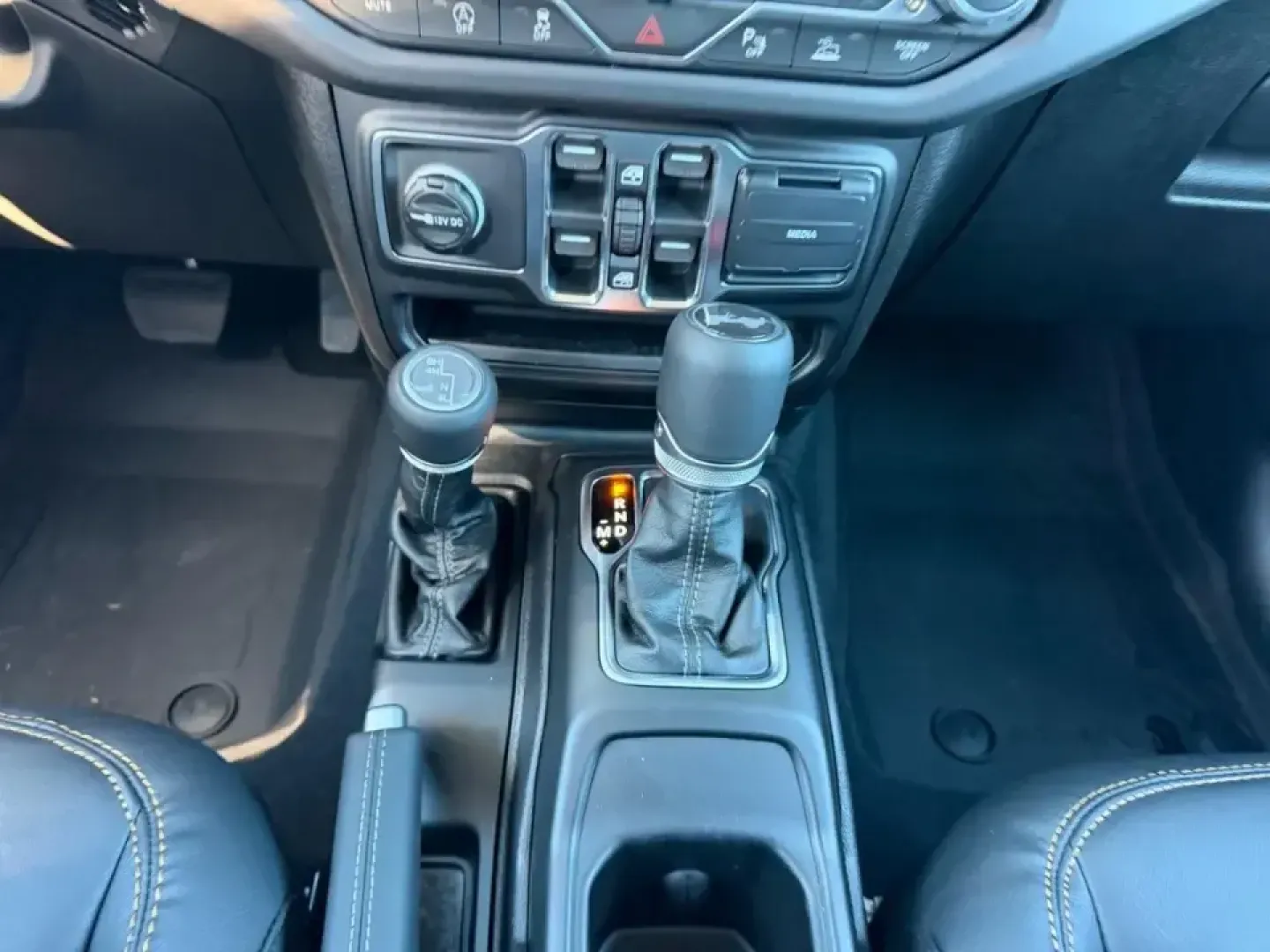 2026 /Black Leather Jeep Wrangler Sahara (1C4PJXEN3TW) with an 2.0L engine, 6M transmission, located at 970 Woodlawn Dr., Farmington, MO, 63640, (573) 431-7800, 37.825642, -90.468674 - ### Explore Life's Adventures with the 2026 Jeep Wrangler Sahara A Perfect SUV for All Your Family Escapades!<br /> <br /> Are you ready to elevate your lifestyle? The 2026 Jeep Wrangler Sahara in an eye-catching Hydro Blue is not just an SUV; it's your gateway to adventure! Whether you're hitting - Photo#15