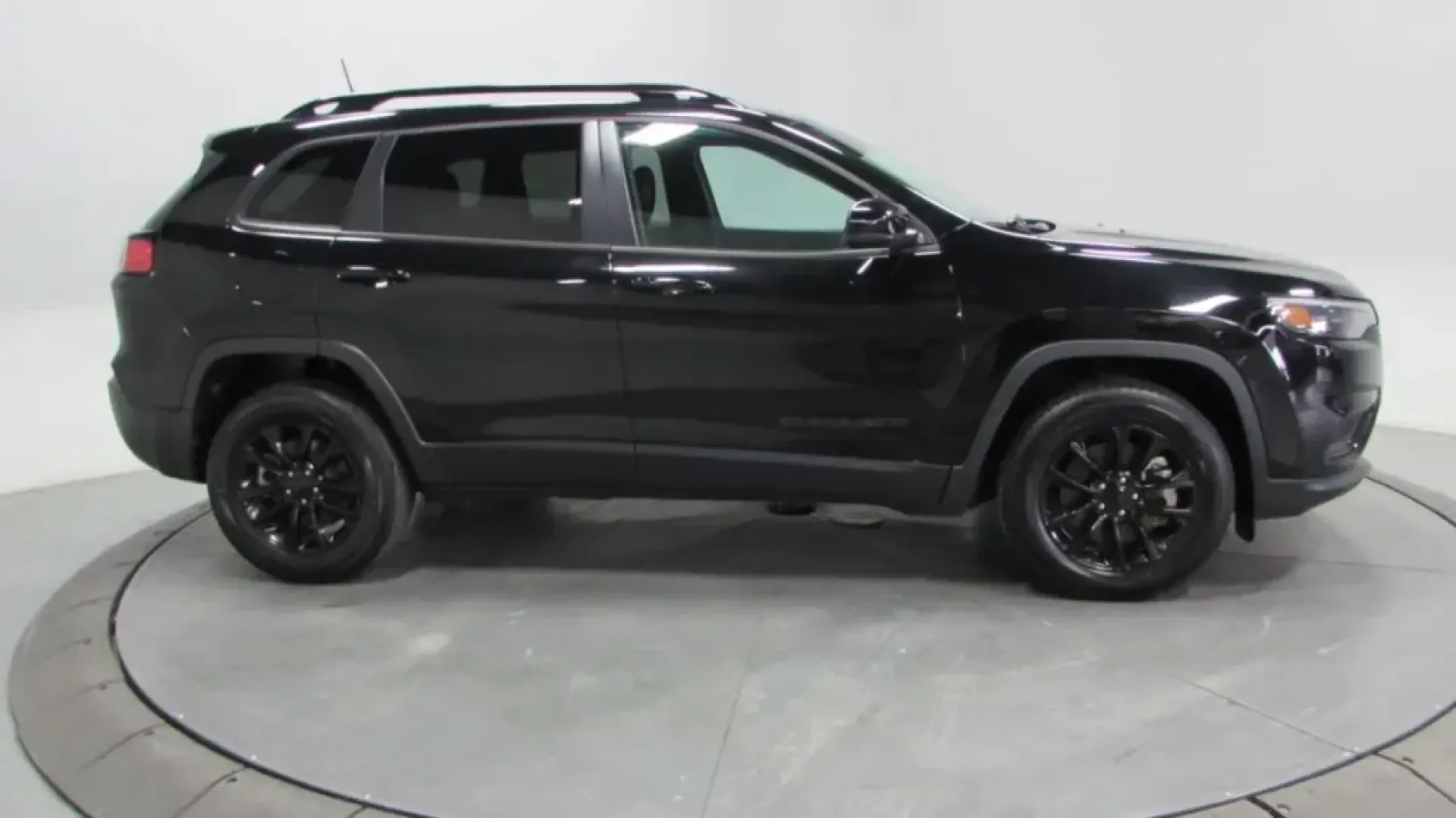 2023 /Black Leather Jeep Cherokee Altitude (1C4PJMMB2PD) with an Other engine, Automatic transmission, located at 12830 Highway 21, De Soto, MO, 63020, (636) 337-7777, 38.153099, -90.573624 - USED 2023 Jeep Cherokee Altitude from Pettus Chrysler Dodge Jeep Ram De Soto, De Soto MO. - Photo#2