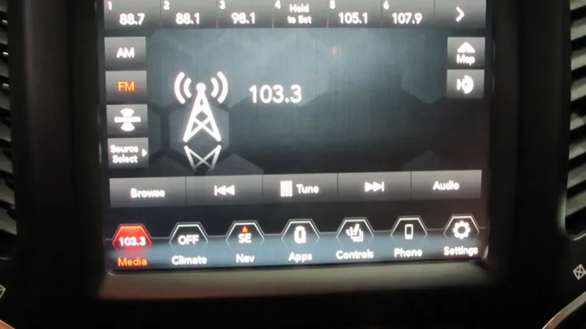 2023 /Black Leather Jeep Cherokee Altitude (1C4PJMMB2PD) with an Other engine, Automatic transmission, located at 12830 Highway 21, De Soto, MO, 63020, (636) 337-7777, 38.153099, -90.573624 - USED 2023 Jeep Cherokee Altitude from Pettus Chrysler Dodge Jeep Ram De Soto, De Soto MO. - Photo#19