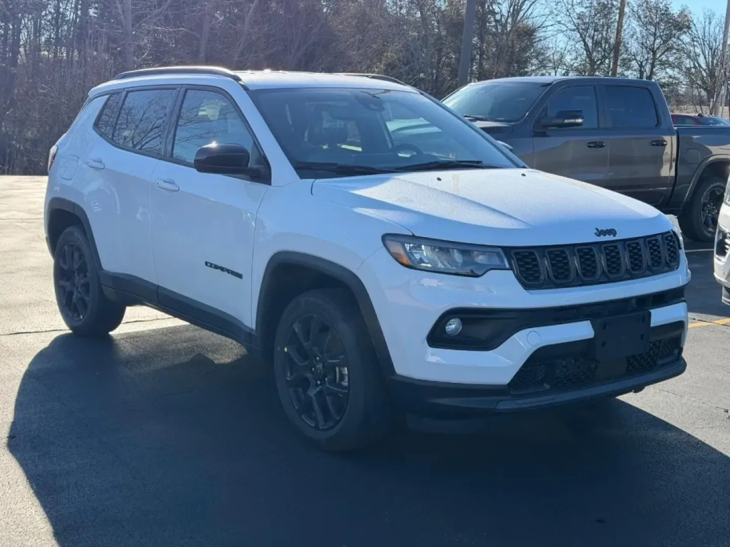 2026 /Black Leather Trimmed Jeep Compass Latitude (3C4NJDBN2TT) with an 2.0L engine, located at 970 Woodlawn Dr., Farmington, MO, 63640, (573) 431-7800, 37.825642, -90.468674 - **Unlock Adventure with the 2026 Jeep Compass at Pettus CDJR Farmington**<br /> <br /> Are you ready to elevate your daily commute or embark on weekend getaways? The 2026 Jeep Compass is designed for those who crave both adventure and comfort. With its rugged capabilities and modern features, this p - Photo#0