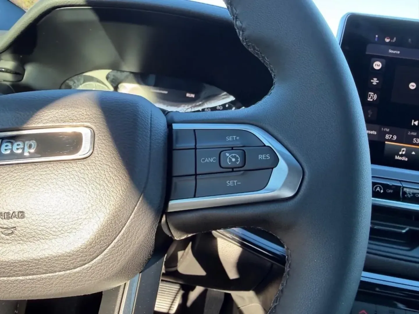 2026 /Black Leather Trimmed Jeep Compass Latitude (3C4NJDBN6TT) with an 2.0L engine, located at 970 Woodlawn Dr., Farmington, MO, 63640, (573) 431-7800, 37.825642, -90.468674 - ### Adventure Awaits with the 2026 Jeep Compass - Your Perfect SUV!<br /> <br /> Are you seeking a vehicle that seamlessly transitions between daily commutes and weekend adventures? Look no further than the 2026 Jeep Compass, now available at Pettus CDJR Farmington! This pre-owned SUV is not only a - Photo#12