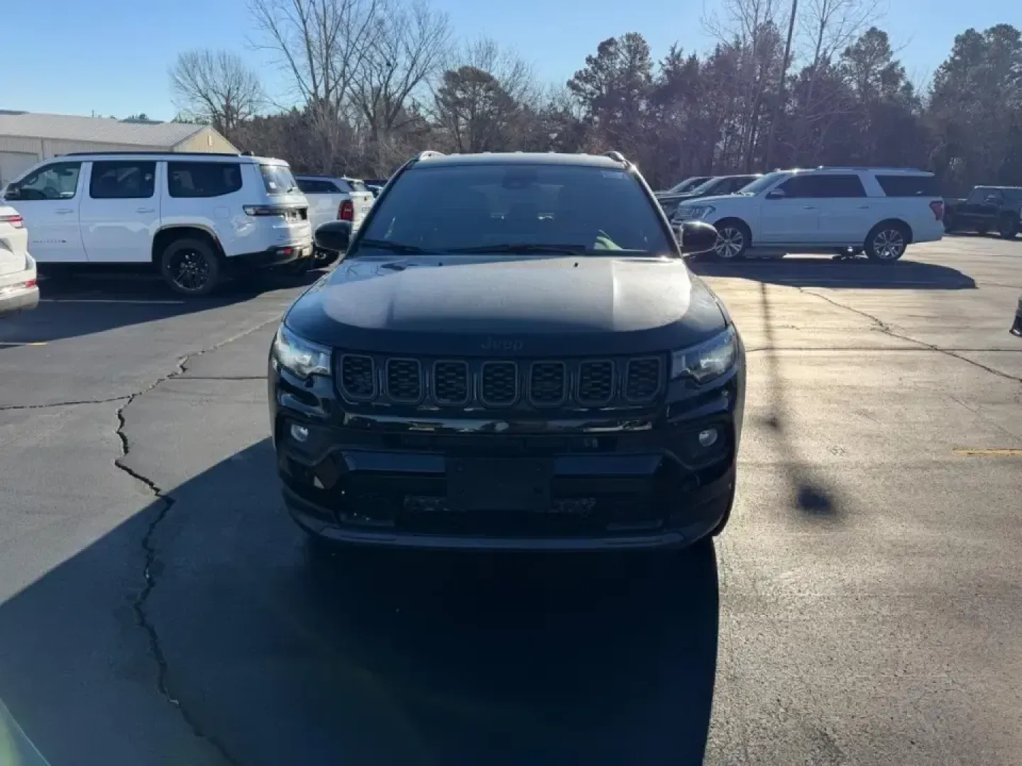 2026 /Black Leather Trimmed Jeep Compass Latitude (3C4NJDBN6TT) with an 2.0L engine, located at 970 Woodlawn Dr., Farmington, MO, 63640, (573) 431-7800, 37.825642, -90.468674 - ### Adventure Awaits with the 2026 Jeep Compass - Your Perfect SUV!<br /> <br /> Are you seeking a vehicle that seamlessly transitions between daily commutes and weekend adventures? Look no further than the 2026 Jeep Compass, now available at Pettus CDJR Farmington! This pre-owned SUV is not only a - Photo#7