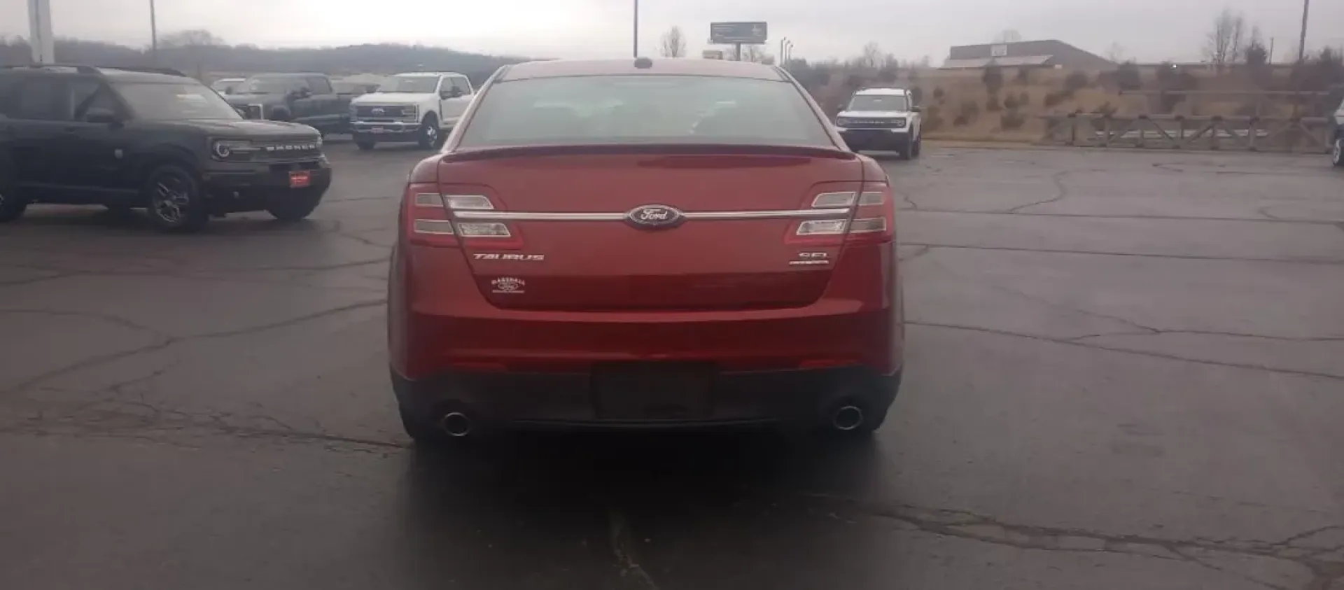 2016 Ford Taurus SEL (1FAHP2E8XGG) with an 3.5L V6 engine, located at 141 Commercial Dr, Fredericktown, MO, 63645, (573) 783-6432, 37.570087, -90.320648 - Are you on the hunt for a reliable sedan that perfectly balances style, comfort, and performance? Look no further! At Pettus Ford Fredericktown, we have just the vehicle you need to enhance your daily commute and weekend getaways. Introducing the stunning 2016 Ford Taurus SEL, a pre-owned gem that c - Photo#6