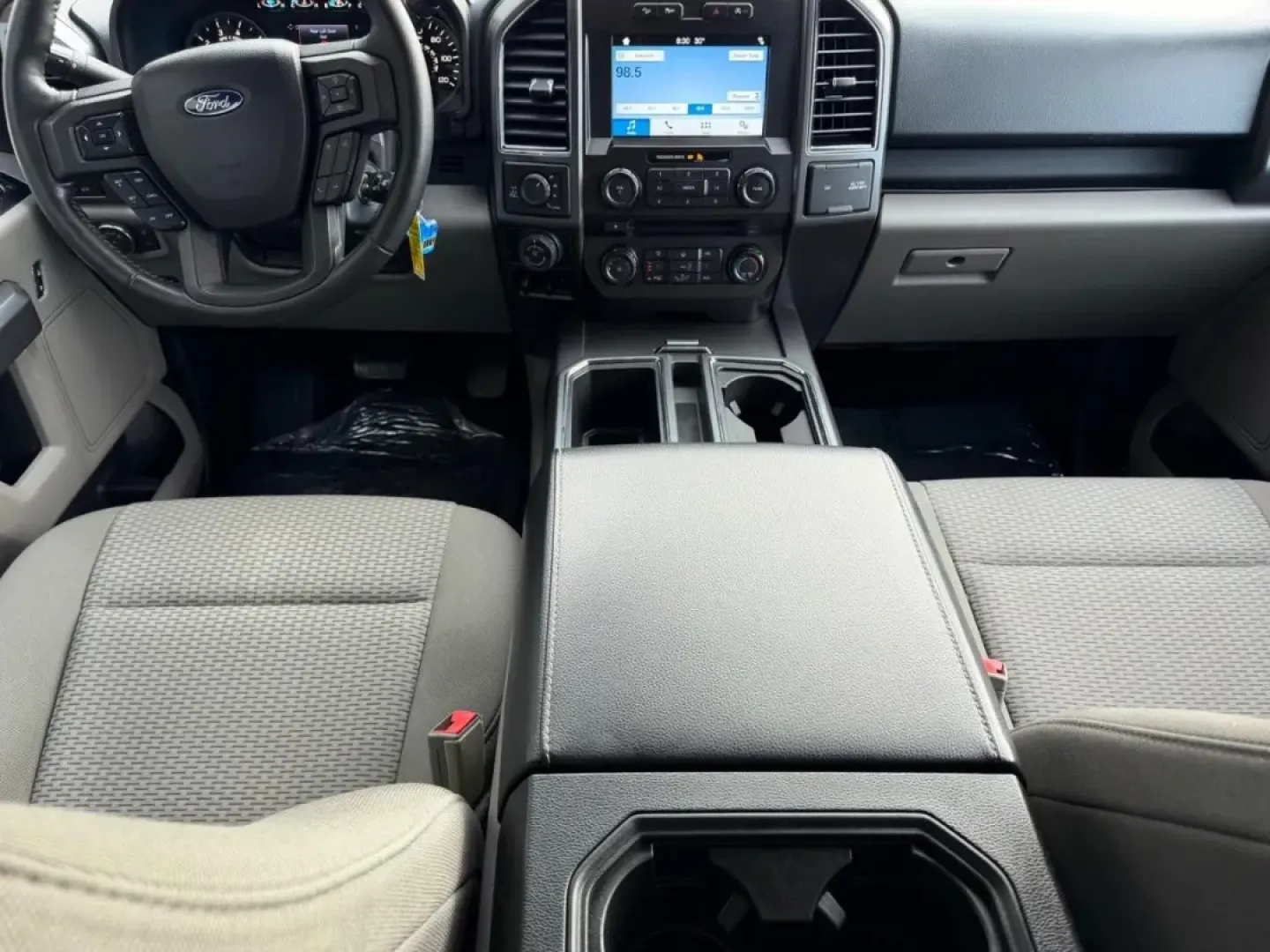 2018 /Dark Earth Gray Cloth Ford F-150 XLT (1FTEW1E5XJK) with an 5.0L engine, 6A transmission, located at 141 Commercial Dr, Fredericktown, MO, 63645, (573) 783-6432, 37.570087, -90.320648 - **Unleash Your Adventurous Spirit with This 2018 Ford F-150 - Perfect for Work and Play!**<br /> <br /> If you're searching for the ideal vehicle to complement your active lifestyle, look no further than this stunning 2018 Ford F-150, now available at Pettus Ford Fredericktown. Located at 141 Commer - Photo#9