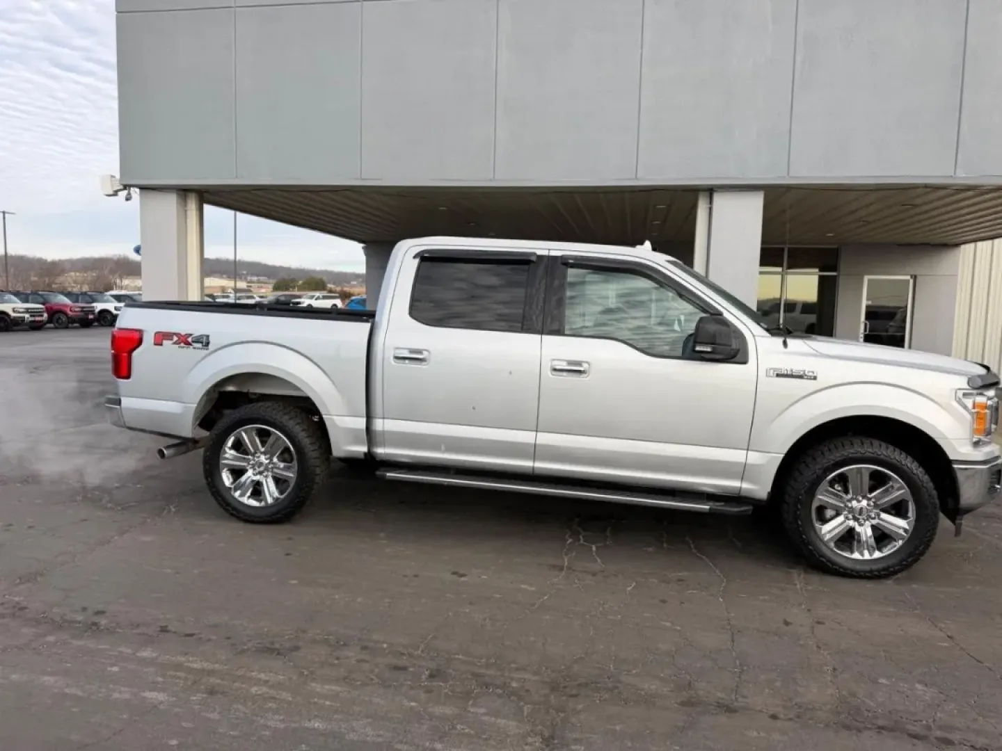 2018 /Dark Earth Gray Cloth Ford F-150 XLT (1FTEW1E5XJK) with an 5.0L engine, 6A transmission, located at 141 Commercial Dr, Fredericktown, MO, 63645, (573) 783-6432, 37.570087, -90.320648 - **Unleash Your Adventurous Spirit with This 2018 Ford F-150 - Perfect for Work and Play!**<br /> <br /> If you're searching for the ideal vehicle to complement your active lifestyle, look no further than this stunning 2018 Ford F-150, now available at Pettus Ford Fredericktown. Located at 141 Commer - Photo#1