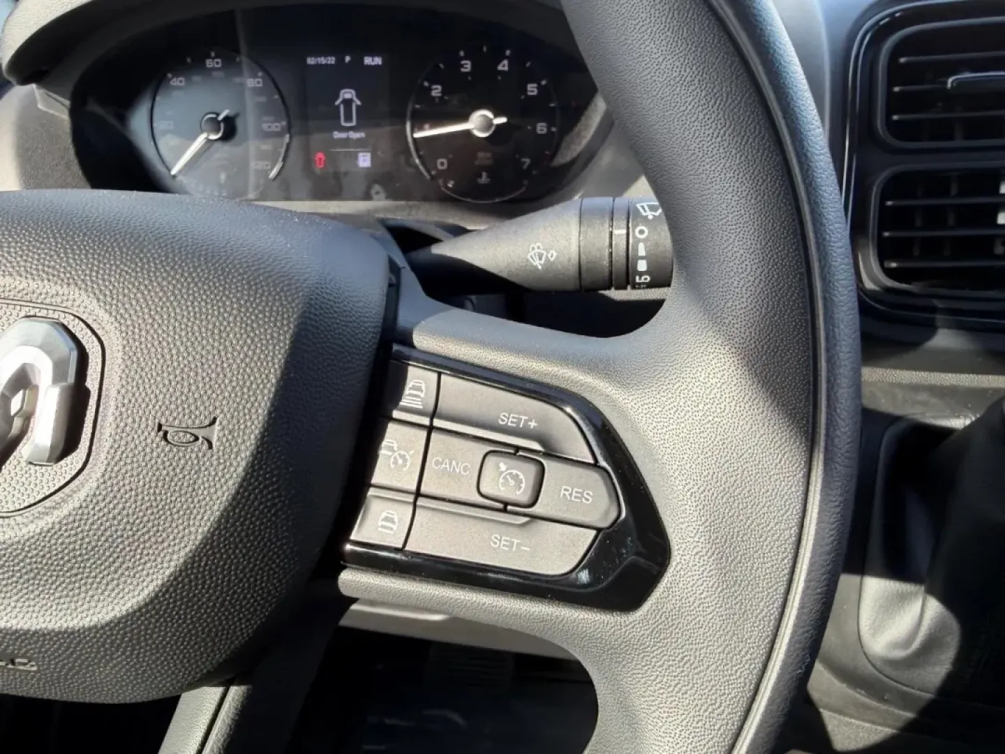 2026 /Black Vinyl Ram ProMaster 2500 High Roof (3C6LRVDG7TE) with an 3.6L V6 24V VVT engine, 6A transmission, located at 970 Woodlawn Dr., Farmington, MO, 63640, (573) 431-7800, 37.825642, -90.468674 - **Discover the Ultimate Workhorse: 2026 Ram ProMaster Cargo Van at Pettus CDJR Farmington**<br /> <br /> Are you a business owner searching for a reliable vehicle that can help you conquer your daily tasks? Look no further! This 2026 Ram ProMaster Cargo Van, proudly offered at Pettus CDJR Farmington - Photo#12