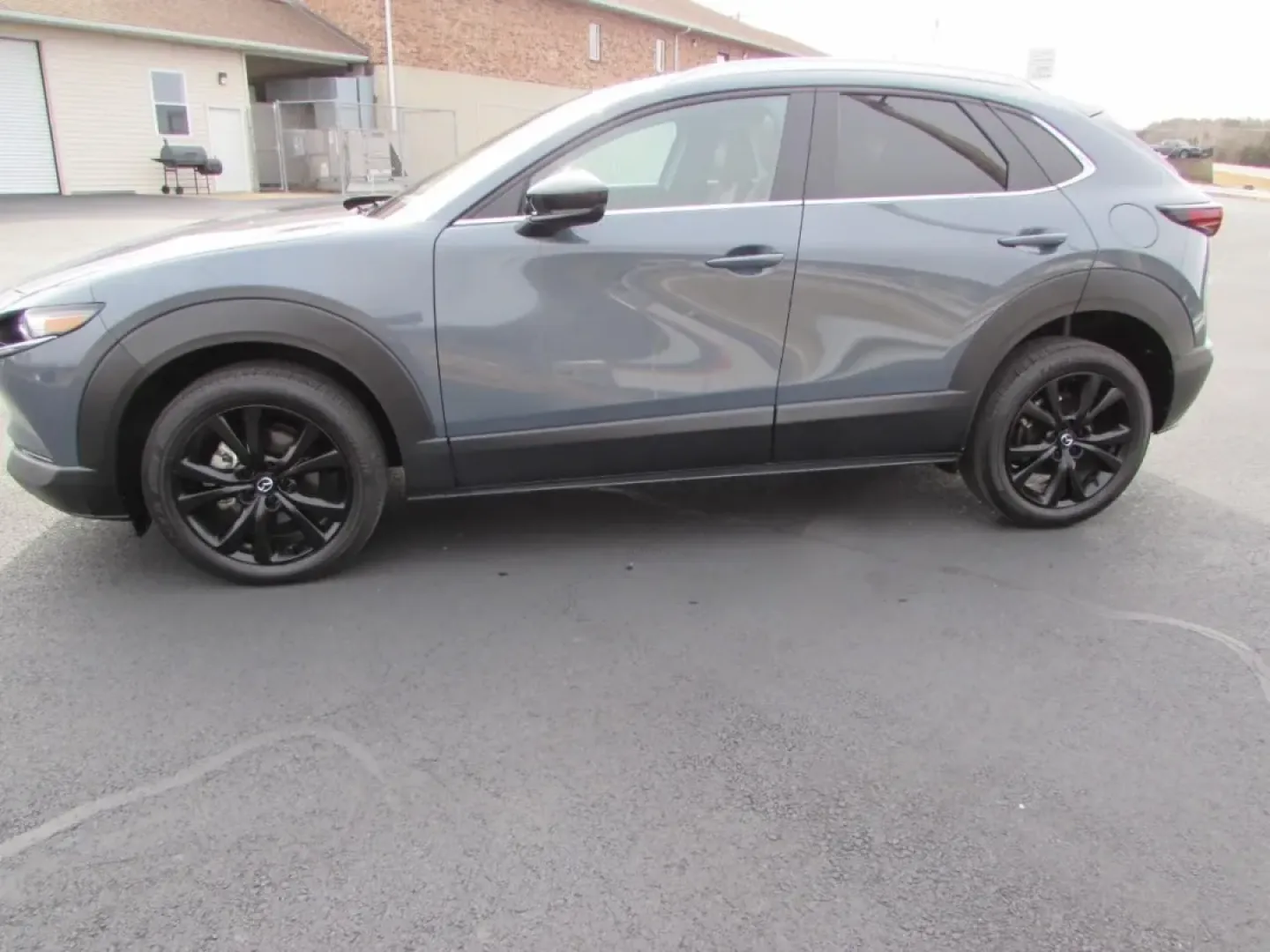 2023 /Red Mazda CX-30 2.5 S Carbon Edition (3MVDMBCM0PM) with an Other engine, Automatic transmission, located at 12836 Highway 21, De Soto, MO, 63020, (636) 337-7777, 38.151867, -90.575615 - **Explore the Open Road with the 2023 Mazda CX-30 from Pettus Ford De Soto Your Gateway to Adventure!**<br /> <br /> Are you ready to elevate your driving experience? The 2023 Mazda CX-30, available at Pettus Ford De Soto, is not just a vehicle; it's a lifestyle choice perfect for those who crave a - Photo#3