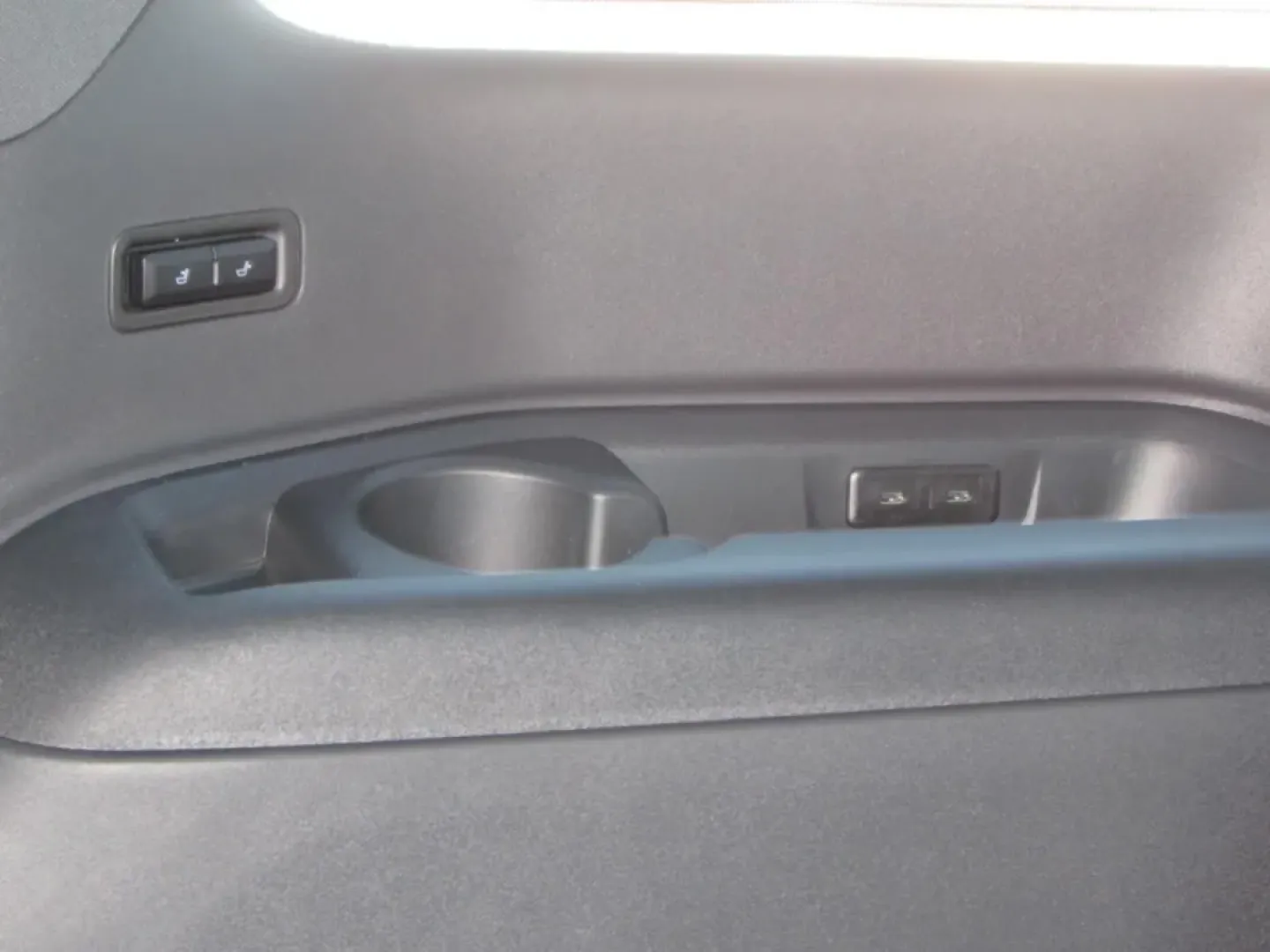 2026 /Black Onyx Ford Expedition Platinum (1FMJU1MG0TE) with an 3.5L V6 engine, Automatic transmission, located at 12836 Highway 21, De Soto, MO, 63020, (636) 337-7777, 38.151867, -90.575615 - **Adventure Awaits: Discover the 2026 Ford Expedition Platinum at Pettus Ford De Soto!**<br /> <br /> Are you ready to elevate your family adventures or weekend getaways? Look no further than the stunning 2026 Ford Expedition Platinum, available now at Pettus Ford De Soto! This SUV is not just a veh - Photo#29