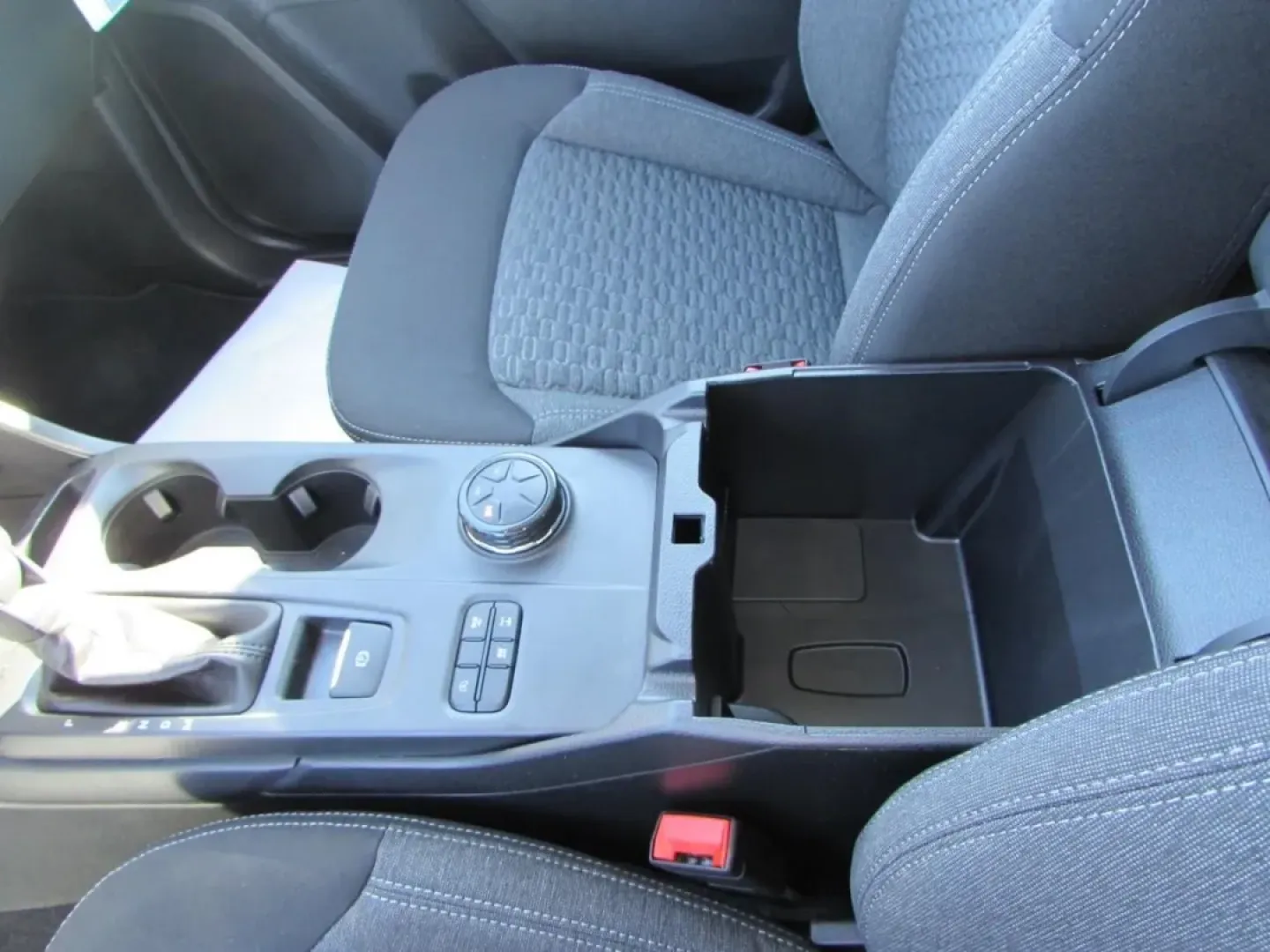 2025 /Ebony Ford Ranger XL (1FTER4PH1SL) with an 2.3L EcoBoost engine, Automatic transmission, located at 12836 Highway 21, De Soto, MO, 63020, (636) 337-7777, 38.151867, -90.575615 - **2025 Ford Ranger XL: Your Ultimate Adventure Companion!**<br /> <br /> Are you ready to elevate your lifestyle and tackle your next adventure? The 2025 Ford Ranger XL is designed for those who value both performance and versatility, making it perfect for weekend getaways, outdoor excursions, or ev - Photo#24