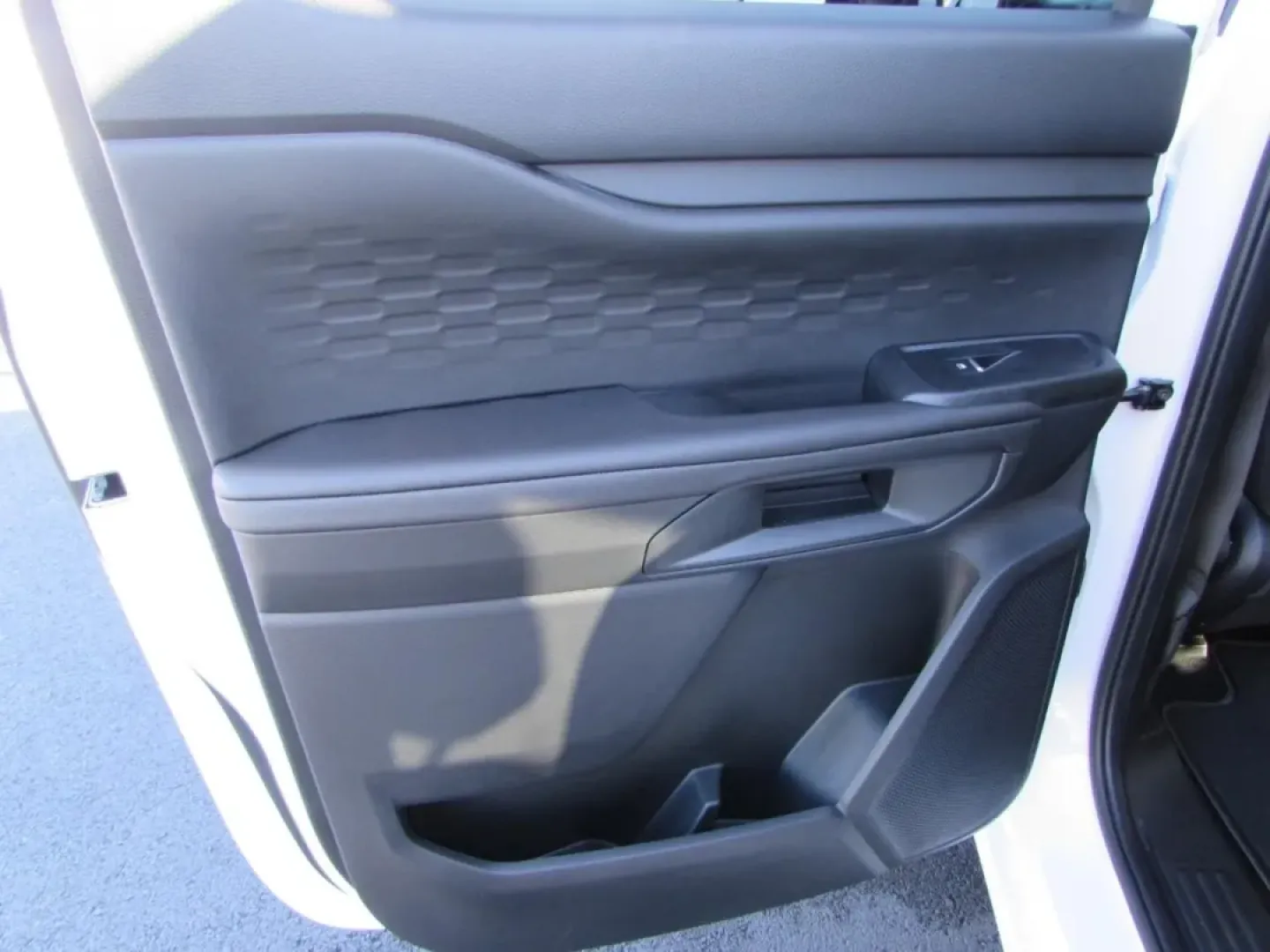 2025 /Ebony Ford Ranger XL (1FTER4PH1SL) with an 2.3L EcoBoost engine, Automatic transmission, located at 12836 Highway 21, De Soto, MO, 63020, (636) 337-7777, 38.151867, -90.575615 - **2025 Ford Ranger XL: Your Ultimate Adventure Companion!**<br /> <br /> Are you ready to elevate your lifestyle and tackle your next adventure? The 2025 Ford Ranger XL is designed for those who value both performance and versatility, making it perfect for weekend getaways, outdoor excursions, or ev - Photo#25