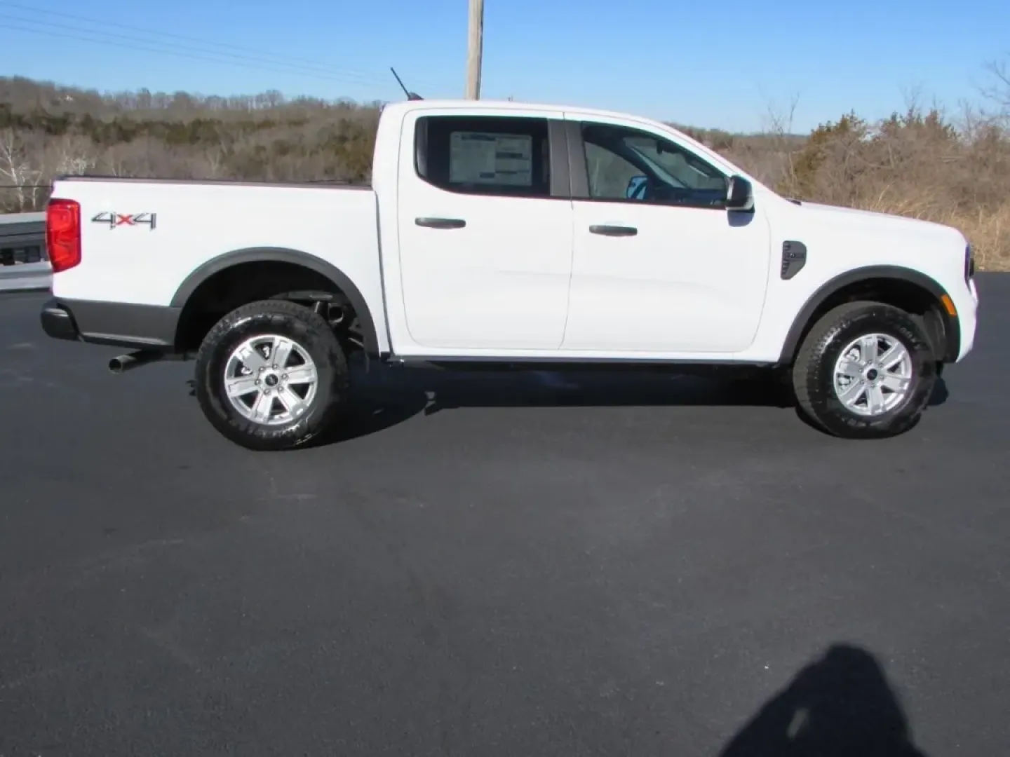 2025 /Ebony Ford Ranger XL (1FTER4PH1SL) with an 2.3L EcoBoost engine, Automatic transmission, located at 12836 Highway 21, De Soto, MO, 63020, (636) 337-7777, 38.151867, -90.575615 - **2025 Ford Ranger XL: Your Ultimate Adventure Companion!**<br /> <br /> Are you ready to elevate your lifestyle and tackle your next adventure? The 2025 Ford Ranger XL is designed for those who value both performance and versatility, making it perfect for weekend getaways, outdoor excursions, or ev - Photo#7