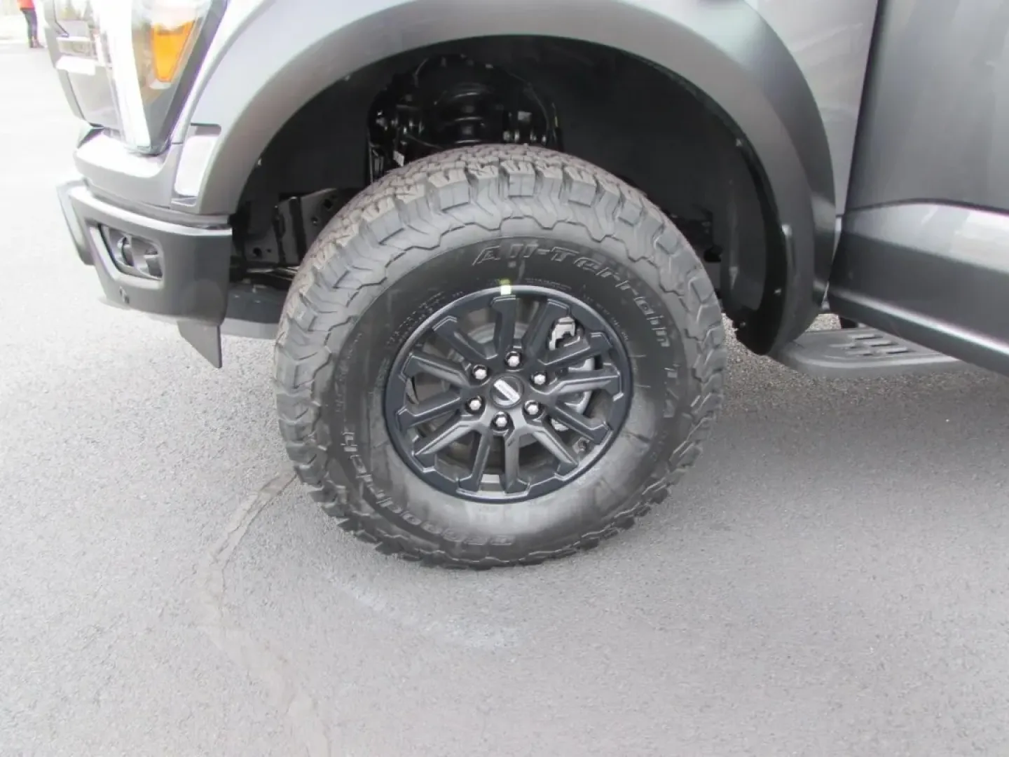 2026 /Black Ford F-150 Raptor (1FTFW1RG9TF) with an 3.5L V6 EcoBoost High Output engine, Automatic transmission, located at 12836 Highway 21, De Soto, MO, 63020, (636) 337-7777, 38.151867, -90.575615 - ### Unleash Adventure with the 2026 Ford F-150 Raptor at Pettus Ford De Soto!<br /> <br /> Are you ready to elevate your outdoor adventures and weekend getaways? The 2026 Ford F-150 Raptor, available now at Pettus Ford De Soto, is the ultimate truck for those who crave excitement and versatility. Wi - Photo#9