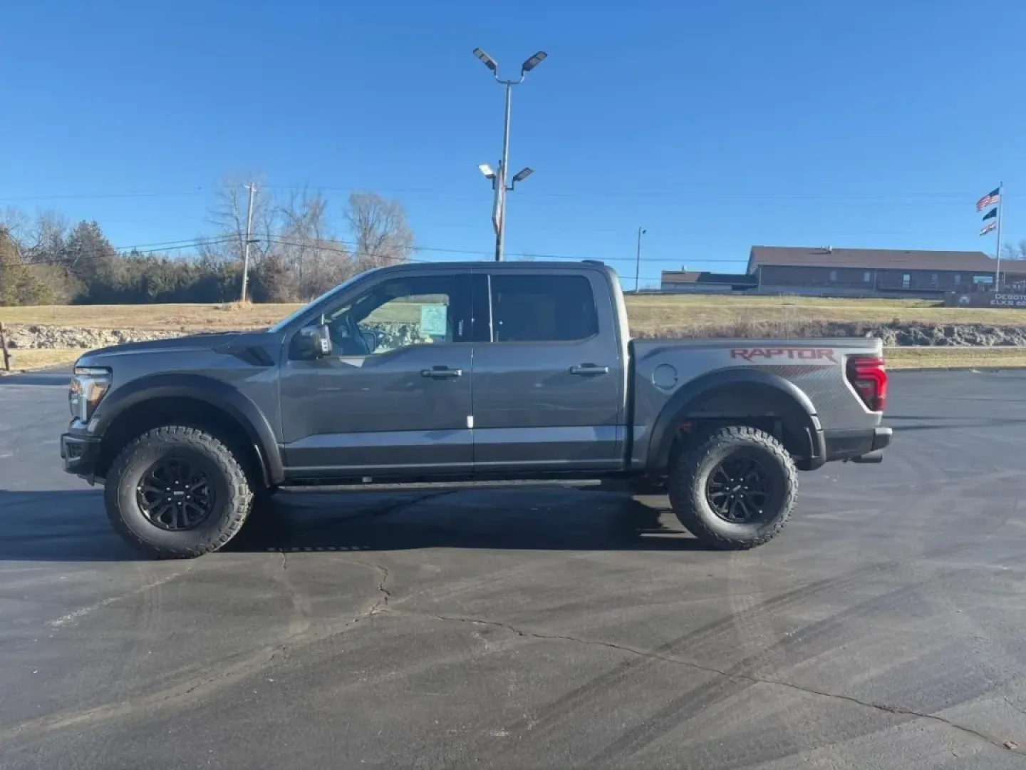 2026 /Black Ford F-150 Raptor (1FTFW1RG9TF) with an 3.5L V6 EcoBoost High Output engine, Automatic transmission, located at 12836 Highway 21, De Soto, MO, 63020, (636) 337-7777, 38.151867, -90.575615 - ### Unleash Adventure with the 2026 Ford F-150 Raptor at Pettus Ford De Soto!<br /> <br /> Are you ready to elevate your outdoor adventures and weekend getaways? The 2026 Ford F-150 Raptor, available now at Pettus Ford De Soto, is the ultimate truck for those who crave excitement and versatility. Wi - Photo#37