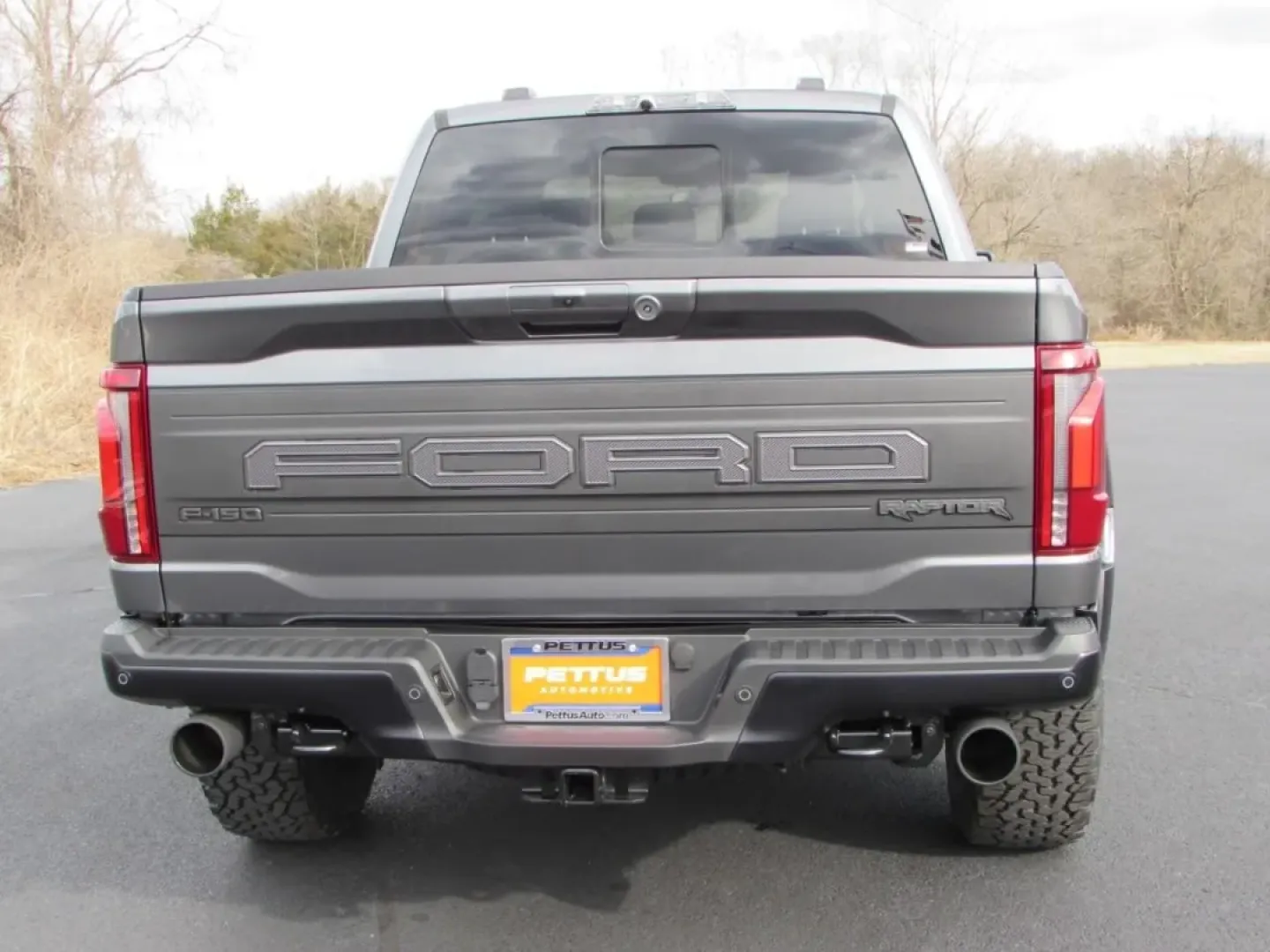 2026 /Black Ford F-150 Raptor (1FTFW1RG9TF) with an 3.5L V6 EcoBoost High Output engine, Automatic transmission, located at 12836 Highway 21, De Soto, MO, 63020, (636) 337-7777, 38.151867, -90.575615 - ### Unleash Adventure with the 2026 Ford F-150 Raptor at Pettus Ford De Soto!<br /> <br /> Are you ready to elevate your outdoor adventures and weekend getaways? The 2026 Ford F-150 Raptor, available now at Pettus Ford De Soto, is the ultimate truck for those who crave excitement and versatility. Wi - Photo#5