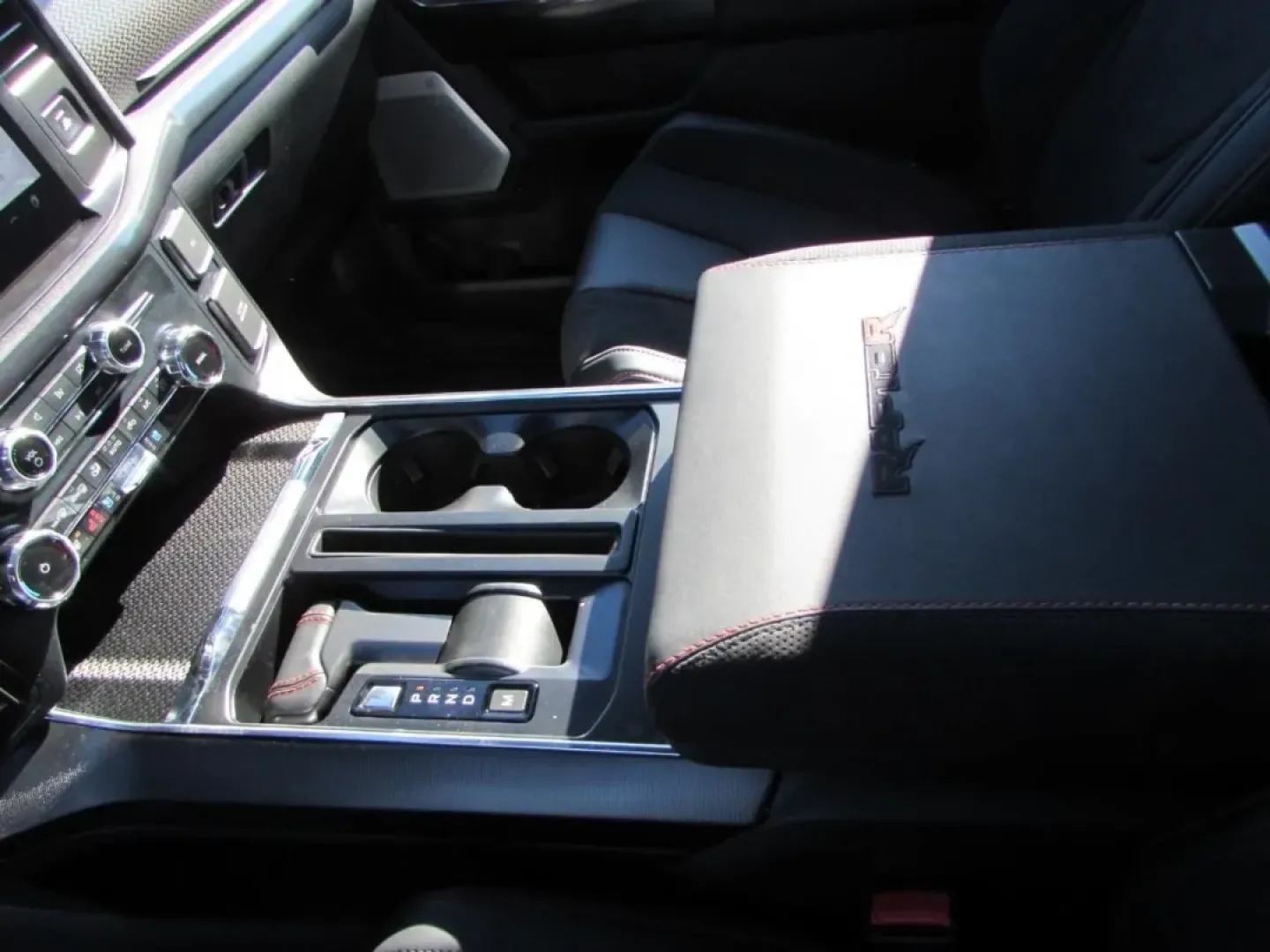 2026 /Black Ford F-150 Raptor (1FTFW1RJ4TF) with an 5.2L engine, Automatic transmission, located at 12836 Highway 21, De Soto, MO, 63020, (636) 337-7777, 38.151867, -90.575615 - **Conquer Every Adventure with the 2026 Ford F-150 Raptor at Pettus Ford De Soto!**<br /> <br /> Are you ready to elevate your driving experience? The 2026 Ford F-150 Raptor is more than just a truck; it's a lifestyle choice designed for those who crave adventure, whether you're tackling tough terra - Photo#27