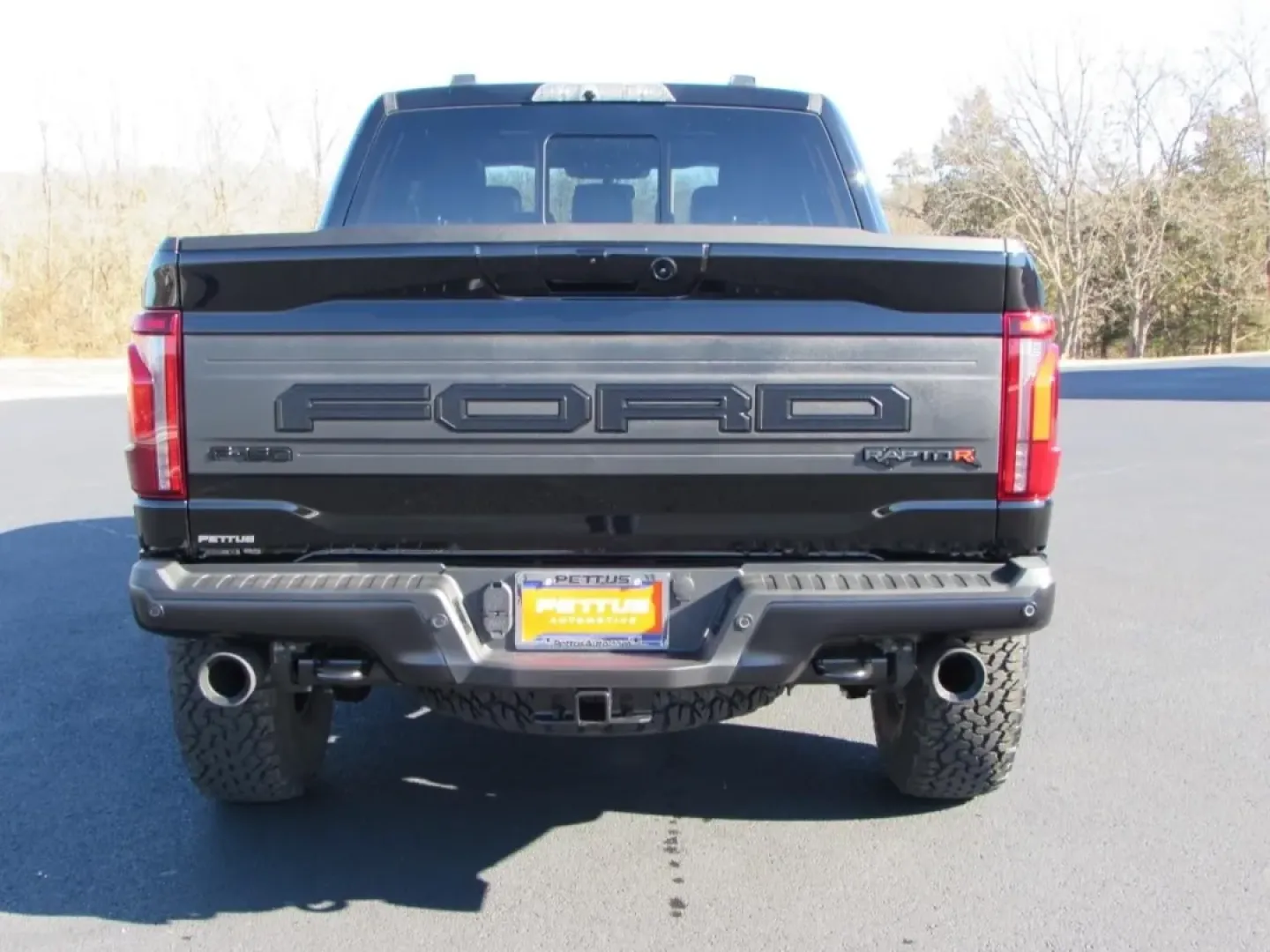 2026 /Black Ford F-150 Raptor (1FTFW1RJ4TF) with an 5.2L engine, Automatic transmission, located at 12836 Highway 21, De Soto, MO, 63020, (636) 337-7777, 38.151867, -90.575615 - **Conquer Every Adventure with the 2026 Ford F-150 Raptor at Pettus Ford De Soto!**<br /> <br /> Are you ready to elevate your driving experience? The 2026 Ford F-150 Raptor is more than just a truck; it's a lifestyle choice designed for those who crave adventure, whether you're tackling tough terra - Photo#5