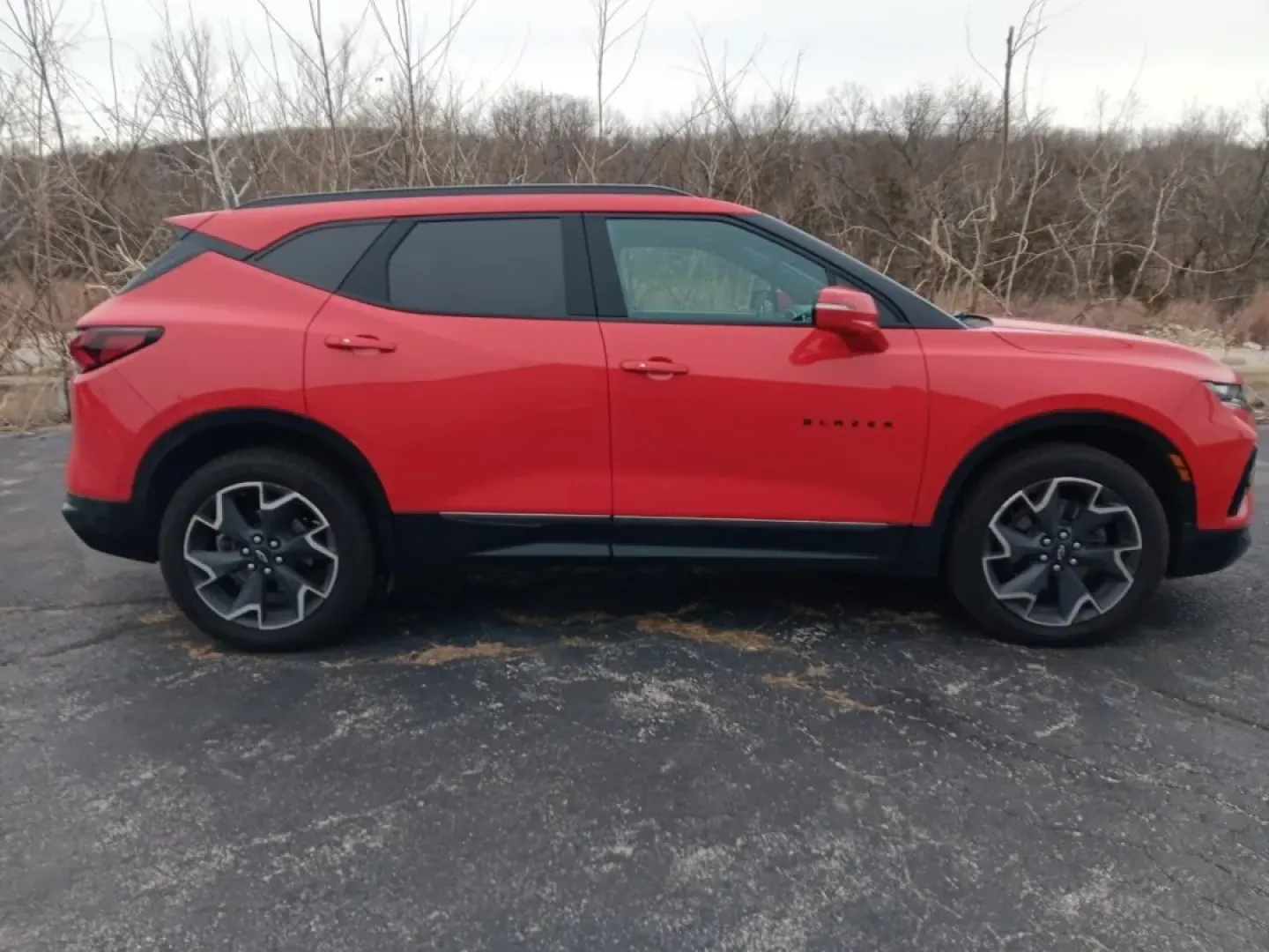 2022 /Jet Black Chevrolet Blazer RS (3GNKBKRS2NS) with an 3.6L V6 DOHC 24V engine, Automatic transmission, located at 12830 Highway 21, De Soto, MO, 63020, (636) 337-7777, 38.153099, -90.573624 - Discover your next adventure with the perfect blend of style and performance in this stunning 2022 Chevrolet Blazer RS, now available at Pettus CDJR DeSoto. Whether you're commuting to work, shuttling the family to weekend soccer games, or exploring the scenic routes around De Soto, MO, this SUV is - Photo#27
