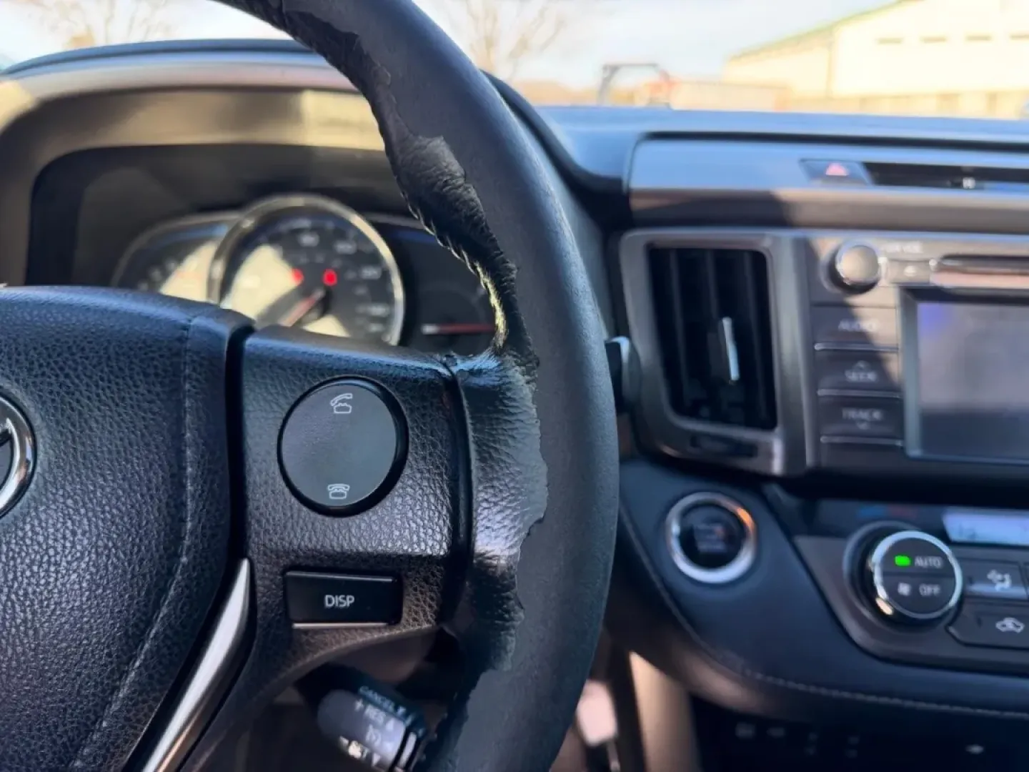 2013 /Black Leather Toyota RAV4 Limited (JTMDFREV8DD) with an 2.5L DOHC SFI 16-valve I4 engine, Automatic transmission, located at 970 Woodlawn Dr., Farmington, MO, 63640, (573) 431-7800, 37.825642, -90.468674 - **Adventure Awaits with This 2013 Toyota RAV4 Limited Perfect for Weekend Getaways!**<br /> <br /> If you're searching for a reliable and spacious SUV that can handle everything from daily commutes to weekend adventures, look no further! This 2013 Toyota RAV4 Limited, now available at Pettus CDJR F - Photo#14