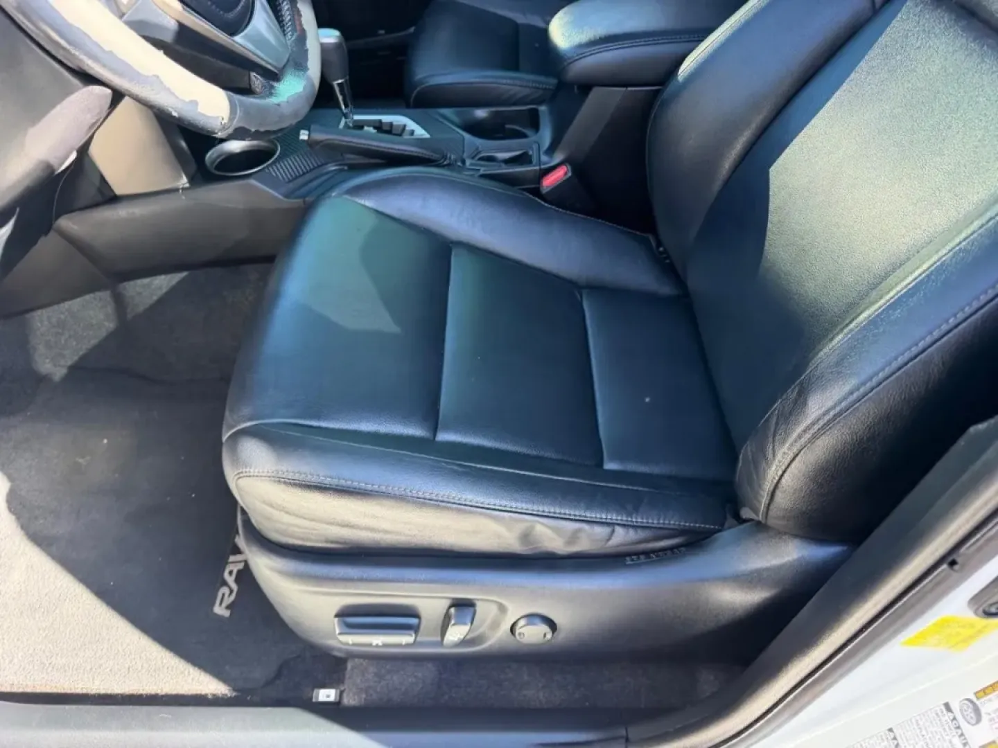 2013 /Black Leather Toyota RAV4 Limited (JTMDFREV8DD) with an 2.5L DOHC SFI 16-valve I4 engine, Automatic transmission, located at 970 Woodlawn Dr., Farmington, MO, 63640, (573) 431-7800, 37.825642, -90.468674 - **Adventure Awaits with This 2013 Toyota RAV4 Limited Perfect for Weekend Getaways!**<br /> <br /> If you're searching for a reliable and spacious SUV that can handle everything from daily commutes to weekend adventures, look no further! This 2013 Toyota RAV4 Limited, now available at Pettus CDJR F - Photo#21