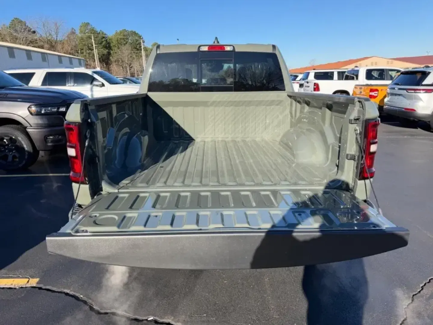 2026 /Diesel Gray/Black Cloth Ram 1500 Big Horn/Lone Star (1C6SRFFP9TN) with an 3.0L Straight 6 engine, 8A transmission, located at 970 Woodlawn Dr., Farmington, MO, 63640, (573) 431-7800, 37.825642, -90.468674 - **Experience Adventure with the 2026 Ram 1500 Big Horn: Your Ultimate Truck for Every Journey!**<br /> <br /> Are you ready to elevate your driving experience and adventure into the great outdoors? Whether you're planning a weekend escape to explore the scenic trails of the Mark Twain National Fores - Photo#4