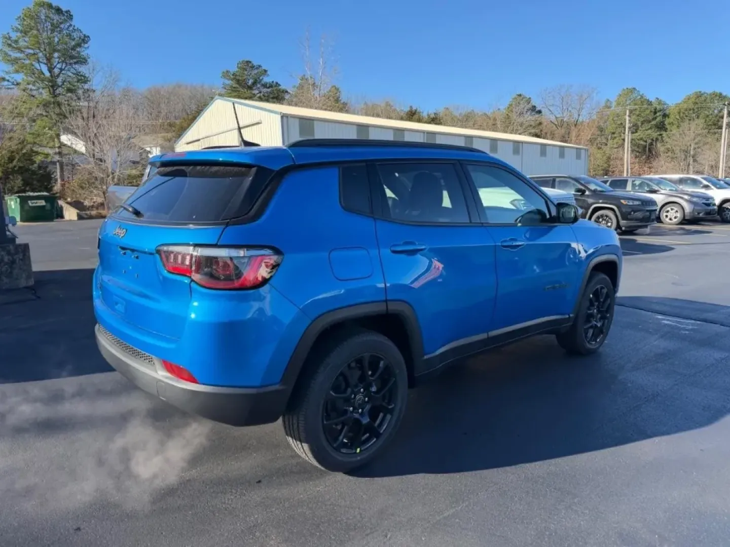 2026 /Black Leather Trimmed Jeep Compass Latitude (3C4NJDBN8TT) with an 2.0L engine, located at 970 Woodlawn Dr., Farmington, MO, 63640, (573) 431-7800, 37.825642, -90.468674 - **Adventure Awaits with the 2026 Jeep Compass at Pettus CDJR Farmington!** <br /> <br /> Are you ready to elevate your lifestyle with a vehicle that checks all the boxes for family adventures, daily commutes, and weekend road trips? Look no further! Located in the heart of Farmington, MO, Pettus CDJ - Photo#2