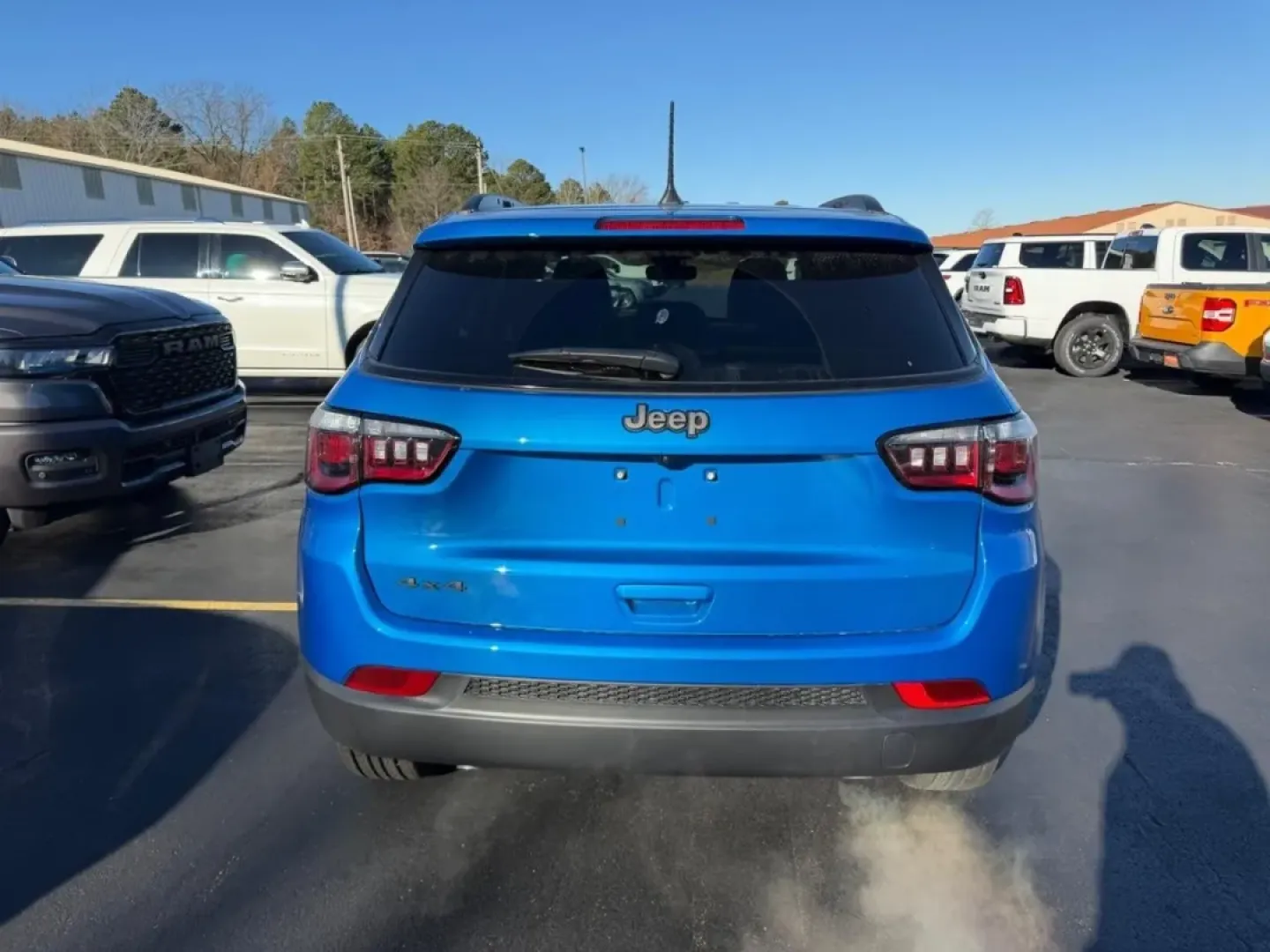 2026 /Black Leather Trimmed Jeep Compass Latitude (3C4NJDBN8TT) with an 2.0L engine, located at 970 Woodlawn Dr., Farmington, MO, 63640, (573) 431-7800, 37.825642, -90.468674 - **Adventure Awaits with the 2026 Jeep Compass at Pettus CDJR Farmington!** <br /> <br /> Are you ready to elevate your lifestyle with a vehicle that checks all the boxes for family adventures, daily commutes, and weekend road trips? Look no further! Located in the heart of Farmington, MO, Pettus CDJ - Photo#3