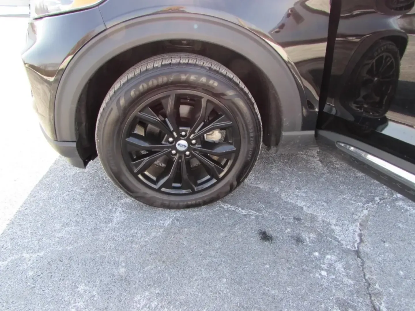 2022 /Sandstone Ford Explorer XLT (1FMSK8DH9NG) with an 2.3L L4 DOHC 16V engine, Automatic transmission, located at 12836 Highway 21, De Soto, MO, 63020, (636) 337-7777, 38.151867, -90.575615 - **Unleash Your Adventurous Spirit with the 2022 Ford Explorer XLT - Perfect for Family Road Trips and Weekend Getaways!**<br /> <br /> Are you searching for the ultimate vehicle to elevate your family adventures or weekend trips? Look no further than the stunning 2022 Ford Explorer XLT, available no - Photo#9