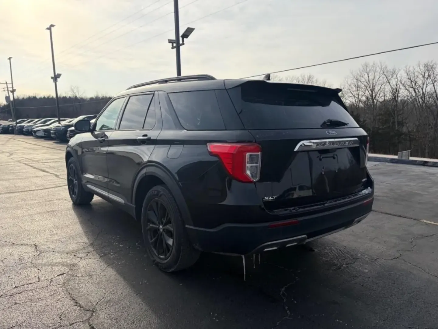 2022 /Sandstone Ford Explorer XLT (1FMSK8DH9NG) with an 2.3L L4 DOHC 16V engine, Automatic transmission, located at 12836 Highway 21, De Soto, MO, 63020, (636) 337-7777, 38.151867, -90.575615 - **Unleash Your Adventurous Spirit with the 2022 Ford Explorer XLT - Perfect for Family Road Trips and Weekend Getaways!**<br /> <br /> Are you searching for the ultimate vehicle to elevate your family adventures or weekend trips? Look no further than the stunning 2022 Ford Explorer XLT, available no - Photo#2