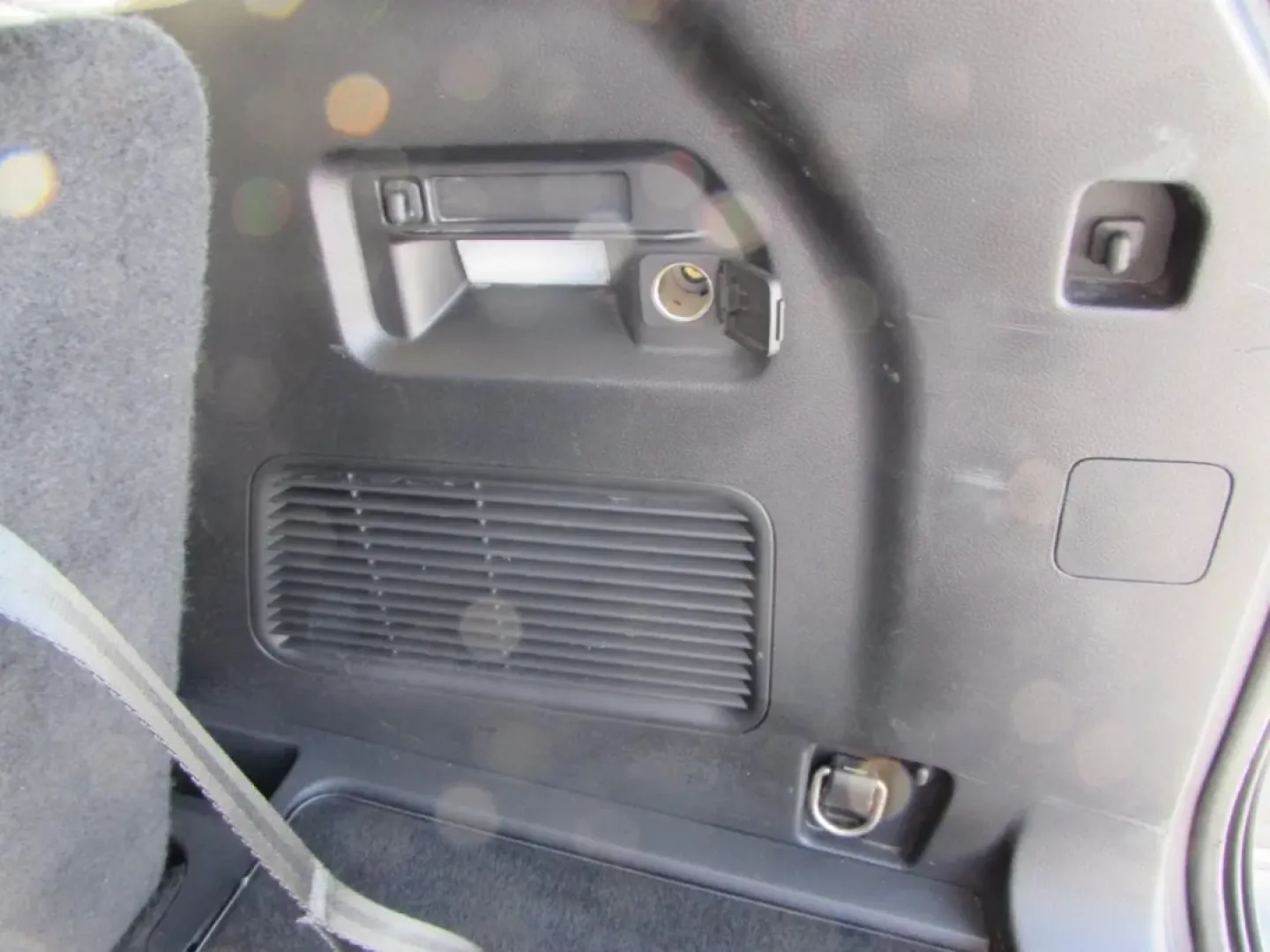 2022 /Sandstone Ford Explorer XLT (1FMSK8DH9NG) with an 2.3L L4 DOHC 16V engine, Automatic transmission, located at 12836 Highway 21, De Soto, MO, 63020, (636) 337-7777, 38.151867, -90.575615 - **Unleash Your Adventurous Spirit with the 2022 Ford Explorer XLT - Perfect for Family Road Trips and Weekend Getaways!**<br /> <br /> Are you searching for the ultimate vehicle to elevate your family adventures or weekend trips? Look no further than the stunning 2022 Ford Explorer XLT, available no - Photo#30