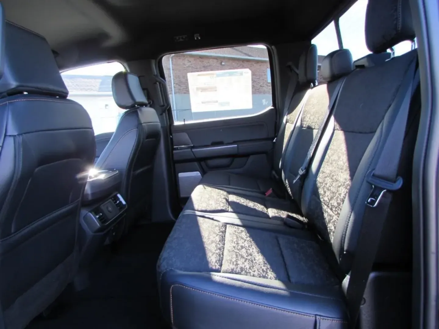 2025 /Black Ford F-150 Tremor (1FTFW4L52SF) with an 5.0L V8 engine, Automatic transmission, located at 12836 Highway 21, De Soto, MO, 63020, (636) 337-7777, 38.151867, -90.575615 - **Unleash Your Adventurous Spirit with the 2025 Ford F-150 Tremor at Pettus Ford De Soto!**<br /> <br /> Are you ready to take your weekend adventures and daily commutes to the next level? Whether you're a thrill-seeker heading off the beaten path or a hardworking professional needing a reliable tru - Photo#30