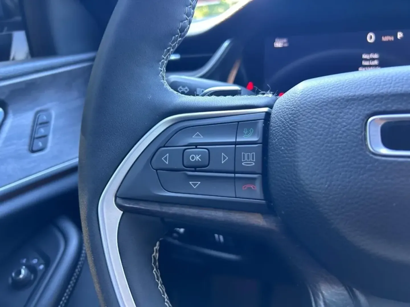 2024 /Global Black Leather Jeep Grand Cherokee Limited (1C4RJKBG0R8) with an 3.6L V6 24V VVT UPG I engine, located at 970 Woodlawn Dr., Farmington, MO, 63640, (573) 431-7800, 37.825642, -90.468674 - Unlock the ultimate adventure with the 2024 Jeep Grand Cherokee Limited, the perfect companion for your weekend getaways and daily commutes alike. Whether you're navigating the bustling streets of Farmington, MO, or heading out for a family camping trip, this SUV delivers the versatility, comfort, a - Photo#14