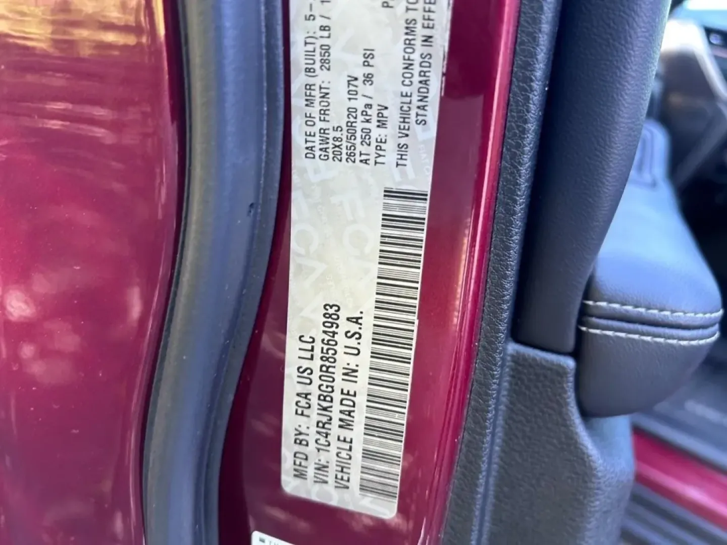 2024 /Global Black Leather Jeep Grand Cherokee Limited (1C4RJKBG0R8) with an 3.6L V6 24V VVT UPG I engine, located at 970 Woodlawn Dr., Farmington, MO, 63640, (573) 431-7800, 37.825642, -90.468674 - Unlock the ultimate adventure with the 2024 Jeep Grand Cherokee Limited, the perfect companion for your weekend getaways and daily commutes alike. Whether you're navigating the bustling streets of Farmington, MO, or heading out for a family camping trip, this SUV delivers the versatility, comfort, a - Photo#25