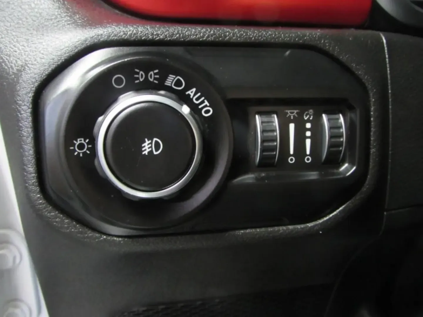 2020 /Black Jeep Wrangler Unlimited Rubicon (1C4HJXFN6LW) with an 2.0L L4 DOHC 16V TURBO engine, 6A transmission, located at 12830 Highway 21, De Soto, MO, 63020, (636) 337-7777, 38.153099, -90.573624 - **Unleash Your Adventurous Spirit with the 2020 Jeep Wrangler Unlimited Rubicon!**<br /> <br /> Are you ready to take on the open road or venture off the beaten path? The 2020 Jeep Wrangler Unlimited Rubicon is the perfect companion for thrill-seekers and families who love weekend getaways! This rug - Photo#19