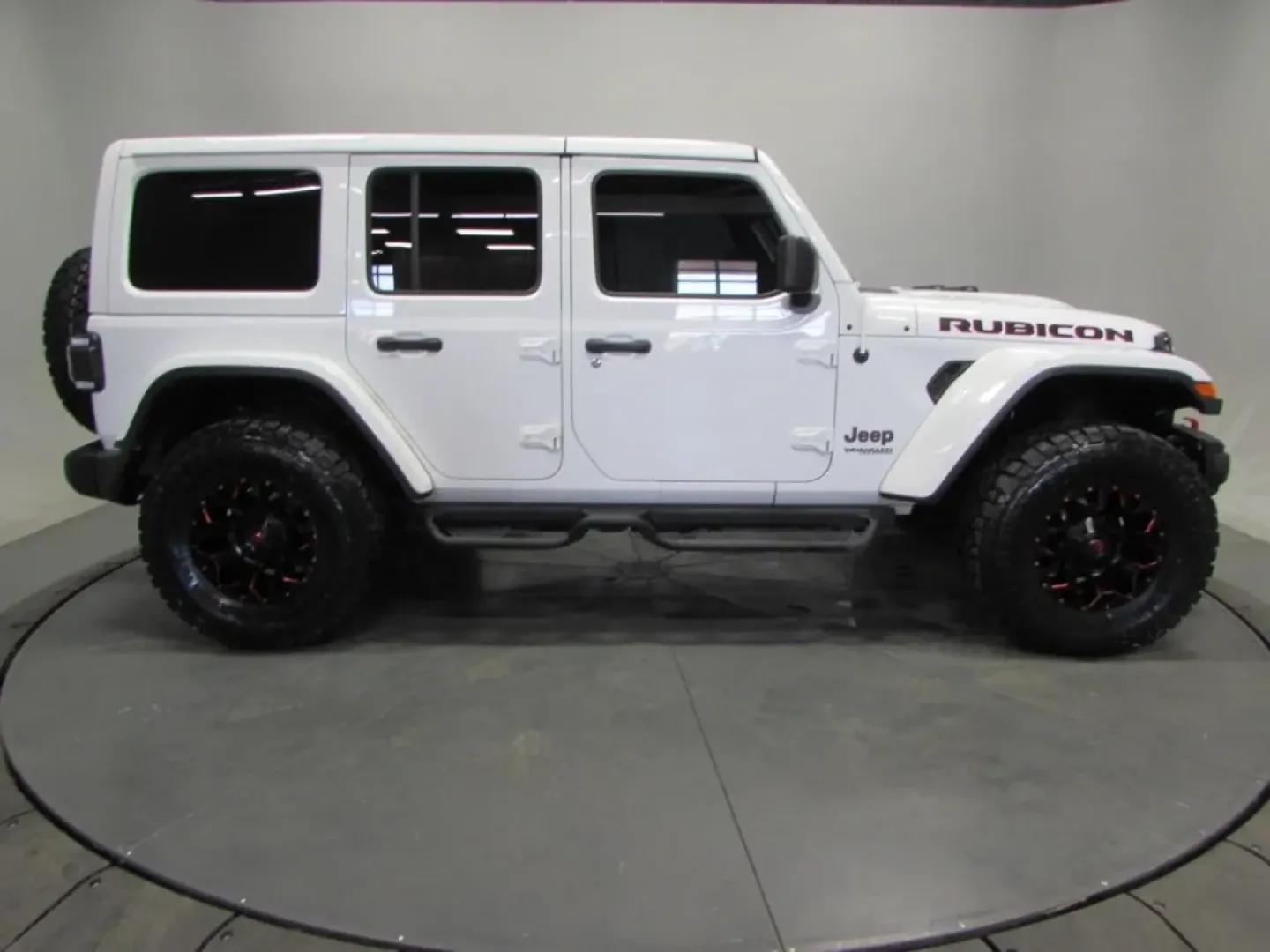 2020 /Black Jeep Wrangler Unlimited Rubicon (1C4HJXFN6LW) with an 2.0L L4 DOHC 16V TURBO engine, 6A transmission, located at 12830 Highway 21, De Soto, MO, 63020, (636) 337-7777, 38.153099, -90.573624 - **Unleash Your Adventurous Spirit with the 2020 Jeep Wrangler Unlimited Rubicon!**<br /> <br /> Are you ready to take on the open road or venture off the beaten path? The 2020 Jeep Wrangler Unlimited Rubicon is the perfect companion for thrill-seekers and families who love weekend getaways! This rug - Photo#4