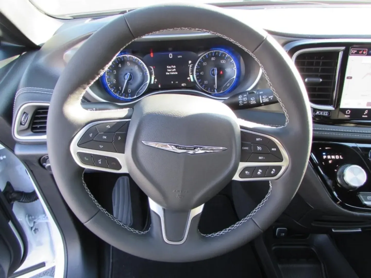 2026 /Black Chrysler Pacifica Select (2C4RC1BG0TR) with an 3.6L V6 DOHC 24V engine, Automatic transmission, located at 12830 Highway 21, De Soto, MO, 63020, (636) 337-7777, 38.153099, -90.573624 - Are you ready to elevate your family's adventures with a vehicle that combines style, comfort, and practicality? Look no further than this stunning 2026 Chrysler Pacifica, available now at Pettus CDJR DeSoto. With just 5 miles on the odometer, this like-new minivan is perfect for growing families, w - Photo#13