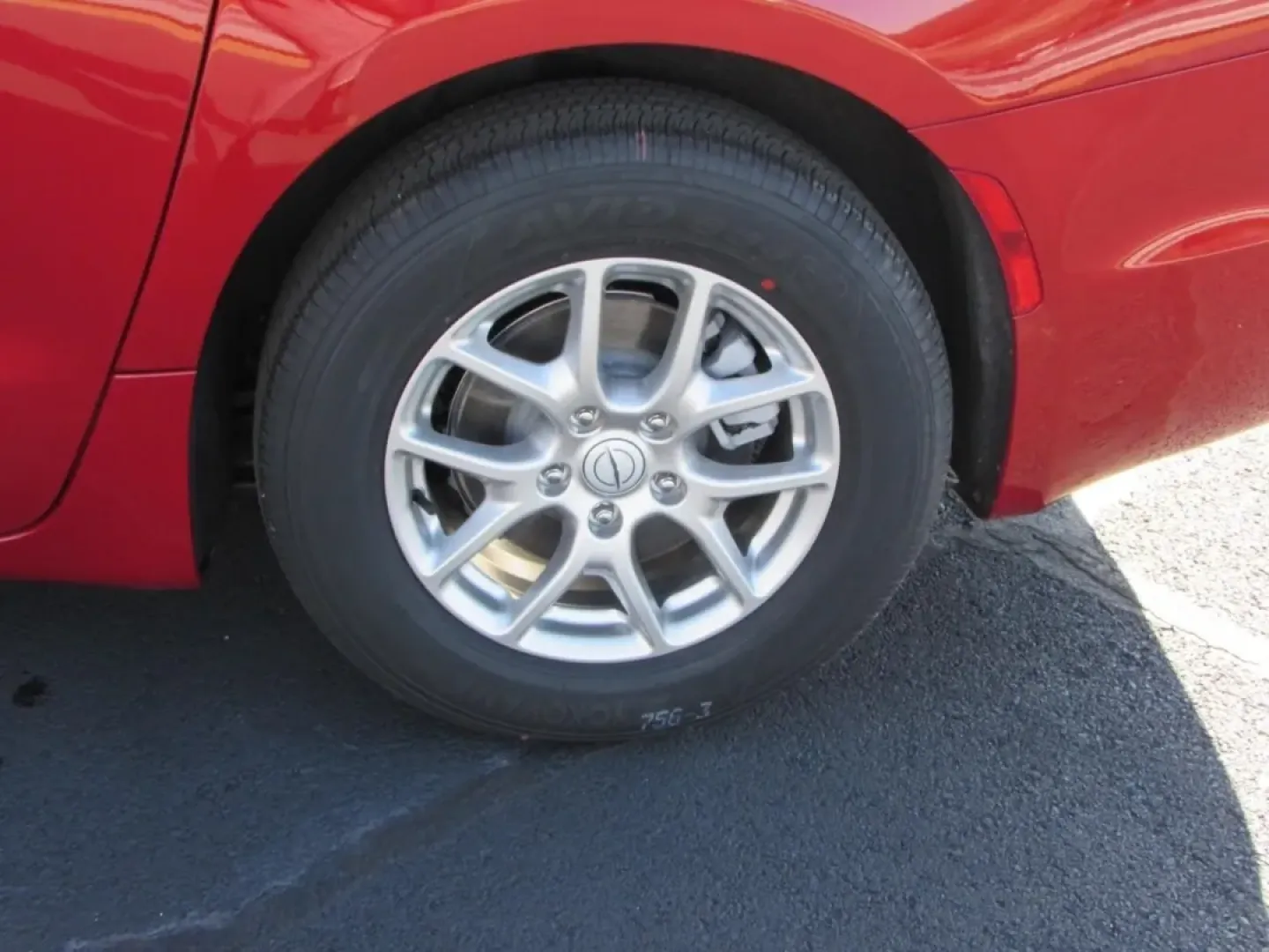 2026 /Black Chrysler Pacifica Select (2C4RC1BG4TR) with an 3.6L V6 DOHC 24V engine, Automatic transmission, located at 12830 Highway 21, De Soto, MO, 63020, (636) 337-7777, 38.153099, -90.573624 - **Experience Family Adventures with the 2026 Chrysler Pacifica at Pettus CDJR DeSoto!**<br /> <br /> Are you searching for the perfect vehicle to elevate your family's adventures? Look no further than the stunning 2026 Chrysler Pacifica available now at Pettus CDJR DeSoto! This exceptional minivan c - Photo#9