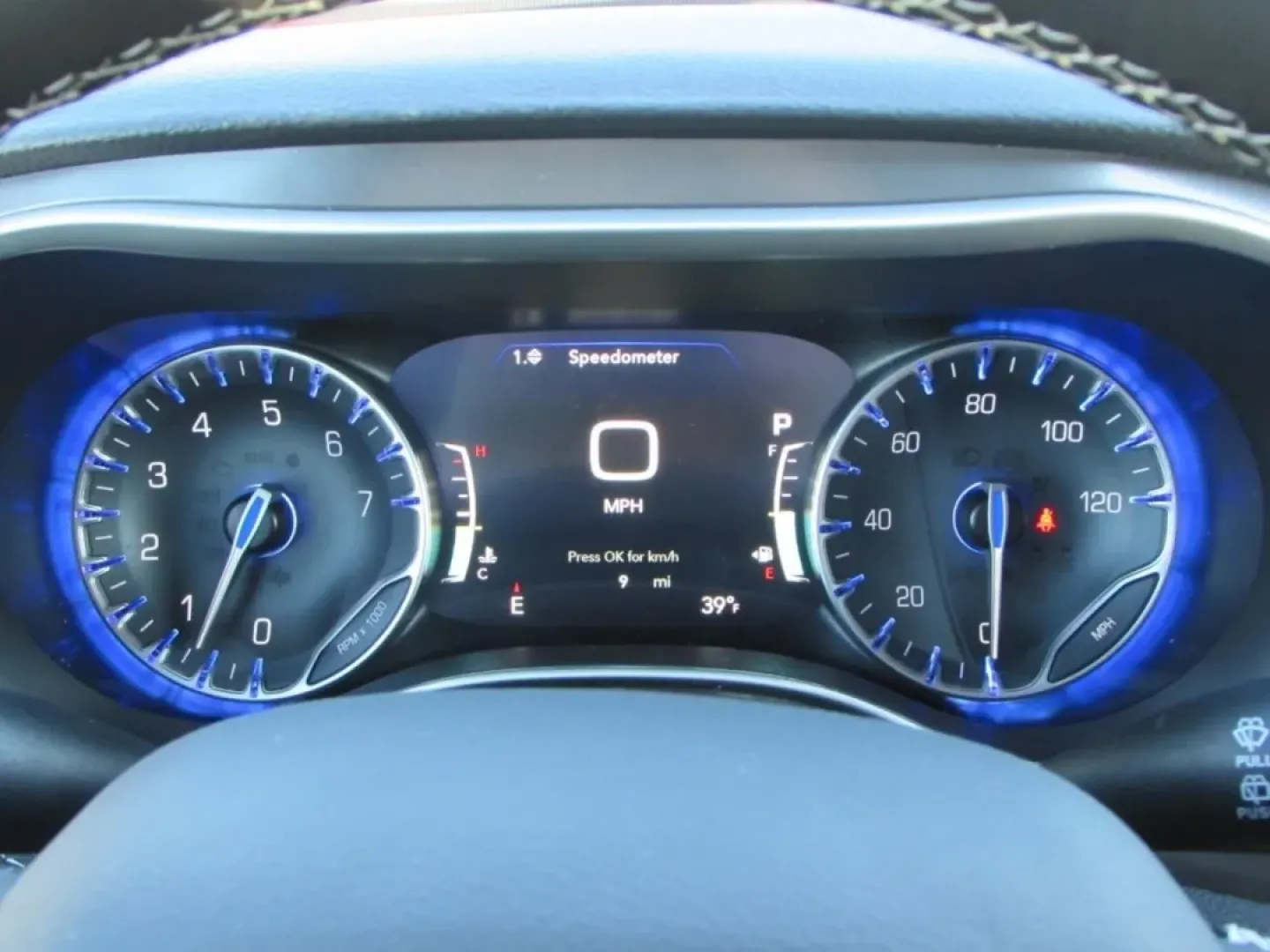 2026 /Black Chrysler Pacifica Select (2C4RC1BG4TR) with an 3.6L V6 DOHC 24V engine, Automatic transmission, located at 12830 Highway 21, De Soto, MO, 63020, (636) 337-7777, 38.153099, -90.573624 - **Experience Family Adventures with the 2026 Chrysler Pacifica at Pettus CDJR DeSoto!**<br /> <br /> Are you searching for the perfect vehicle to elevate your family's adventures? Look no further than the stunning 2026 Chrysler Pacifica available now at Pettus CDJR DeSoto! This exceptional minivan c - Photo#16