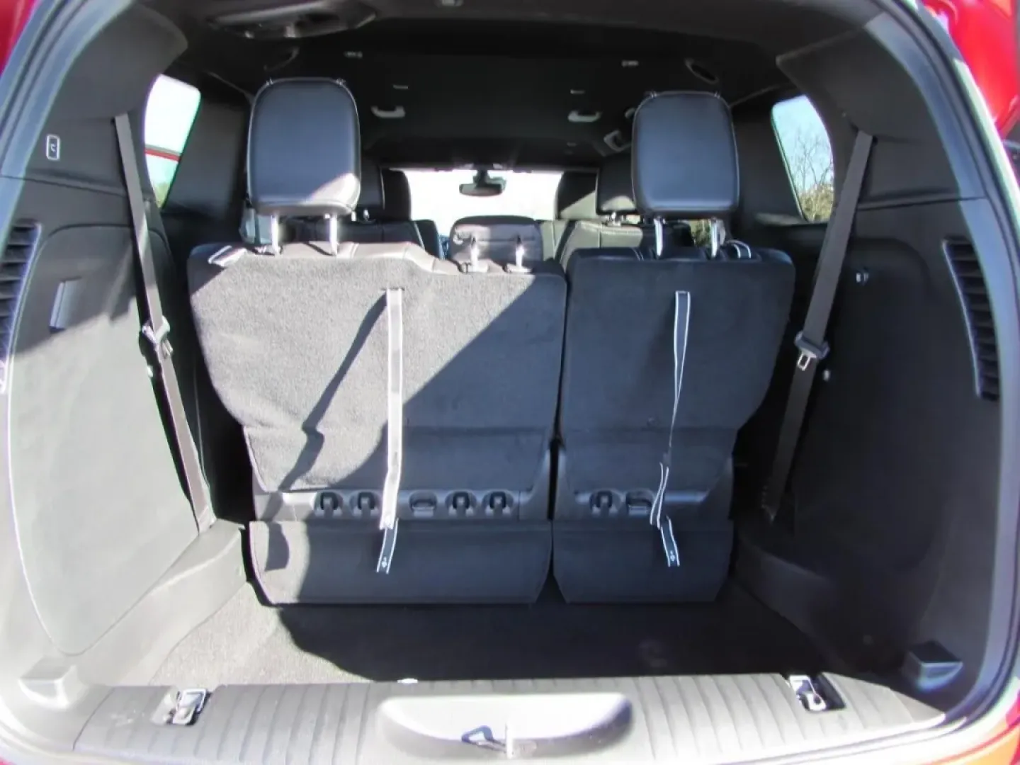 2026 /Black Chrysler Pacifica Select (2C4RC1BG4TR) with an 3.6L V6 DOHC 24V engine, Automatic transmission, located at 12830 Highway 21, De Soto, MO, 63020, (636) 337-7777, 38.153099, -90.573624 - **Experience Family Adventures with the 2026 Chrysler Pacifica at Pettus CDJR DeSoto!**<br /> <br /> Are you searching for the perfect vehicle to elevate your family's adventures? Look no further than the stunning 2026 Chrysler Pacifica available now at Pettus CDJR DeSoto! This exceptional minivan c - Photo#27