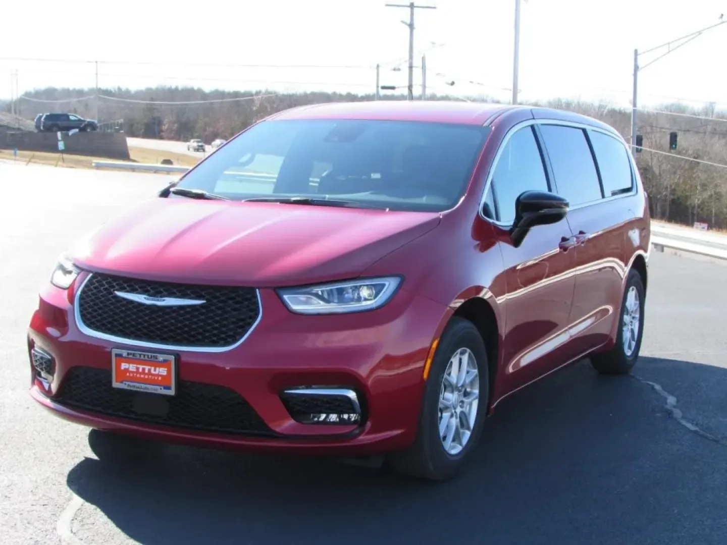 2026 /Black Chrysler Pacifica Select (2C4RC1BG4TR) with an 3.6L V6 DOHC 24V engine, Automatic transmission, located at 12830 Highway 21, De Soto, MO, 63020, (636) 337-7777, 38.153099, -90.573624 - **Experience Family Adventures with the 2026 Chrysler Pacifica at Pettus CDJR DeSoto!**<br /> <br /> Are you searching for the perfect vehicle to elevate your family's adventures? Look no further than the stunning 2026 Chrysler Pacifica available now at Pettus CDJR DeSoto! This exceptional minivan c - Photo#2