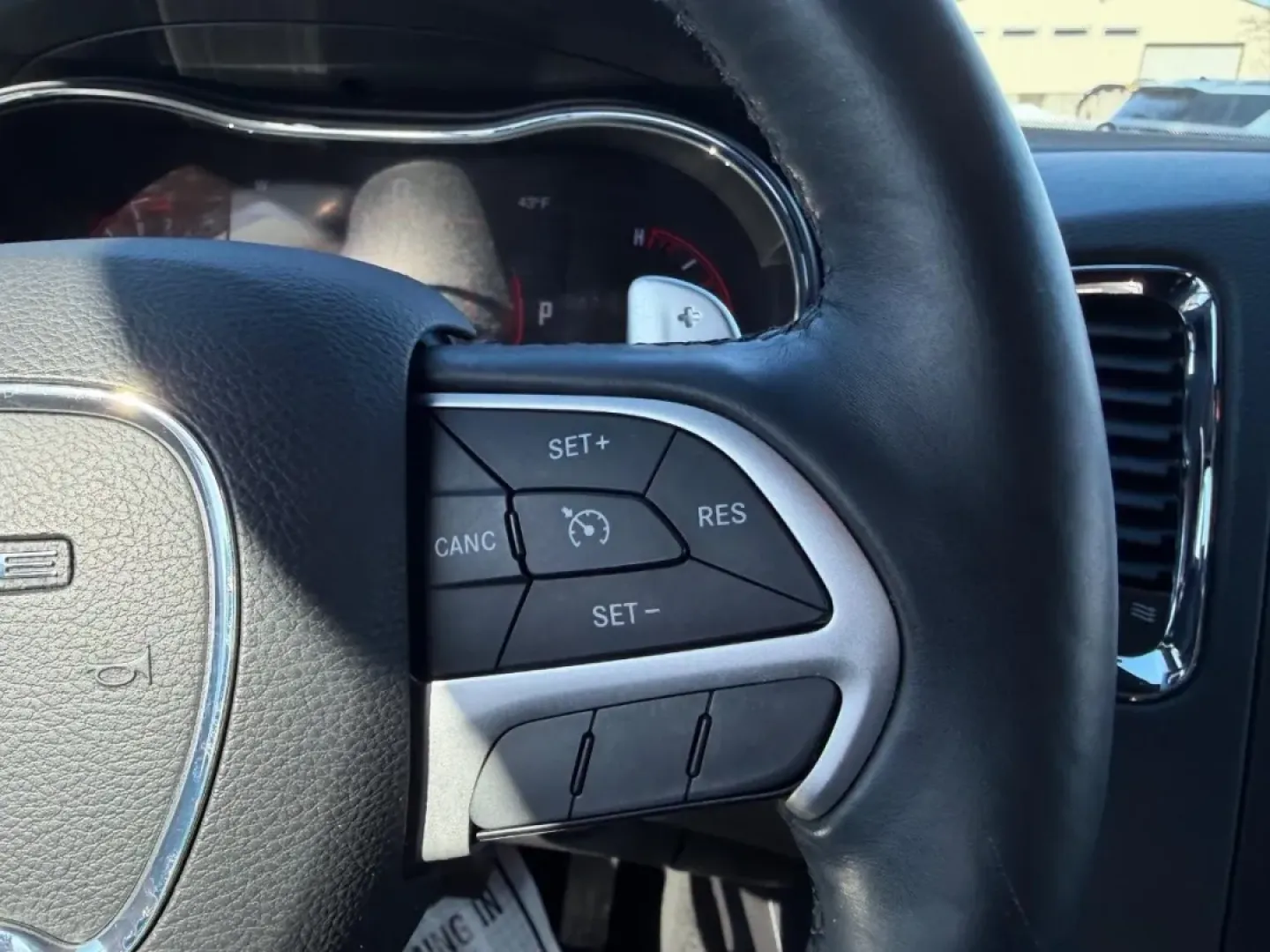 2015 /Black Leather Dodge Durango SXT (1C4RDJAG4FC) with an 3.6L V6 24V VVT Flex Fuel engine, Automatic transmission, located at 970 Woodlawn Dr., Farmington, MO, 63640, (573) 431-7800, 37.825642, -90.468674 - Are you ready for adventures with your family or an exhilarating weekend getaway? The 2015 Dodge Durango SXT is the perfect SUV to elevate your lifestyle and make every journey memorable. With its striking Redline 2 Coat Pearl exterior and spacious interior, this pre-owned vehicle is designed for co - Photo#14