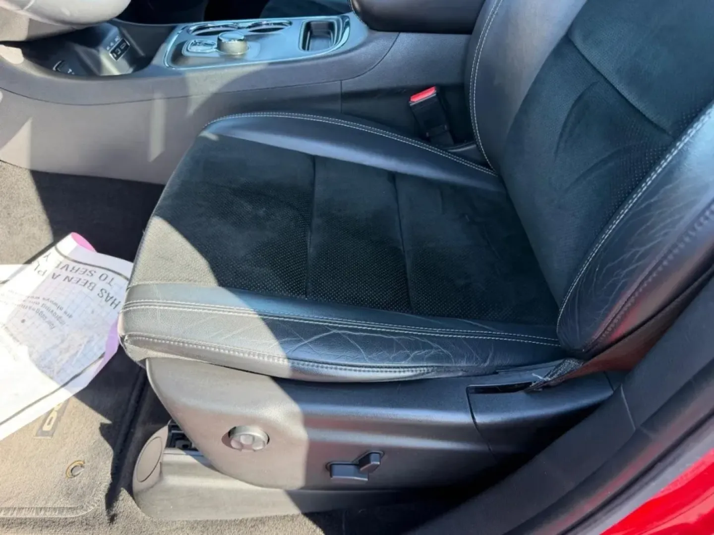 2015 /Black Leather Dodge Durango SXT (1C4RDJAG4FC) with an 3.6L V6 24V VVT Flex Fuel engine, Automatic transmission, located at 970 Woodlawn Dr., Farmington, MO, 63640, (573) 431-7800, 37.825642, -90.468674 - Are you ready for adventures with your family or an exhilarating weekend getaway? The 2015 Dodge Durango SXT is the perfect SUV to elevate your lifestyle and make every journey memorable. With its striking Redline 2 Coat Pearl exterior and spacious interior, this pre-owned vehicle is designed for co - Photo#20